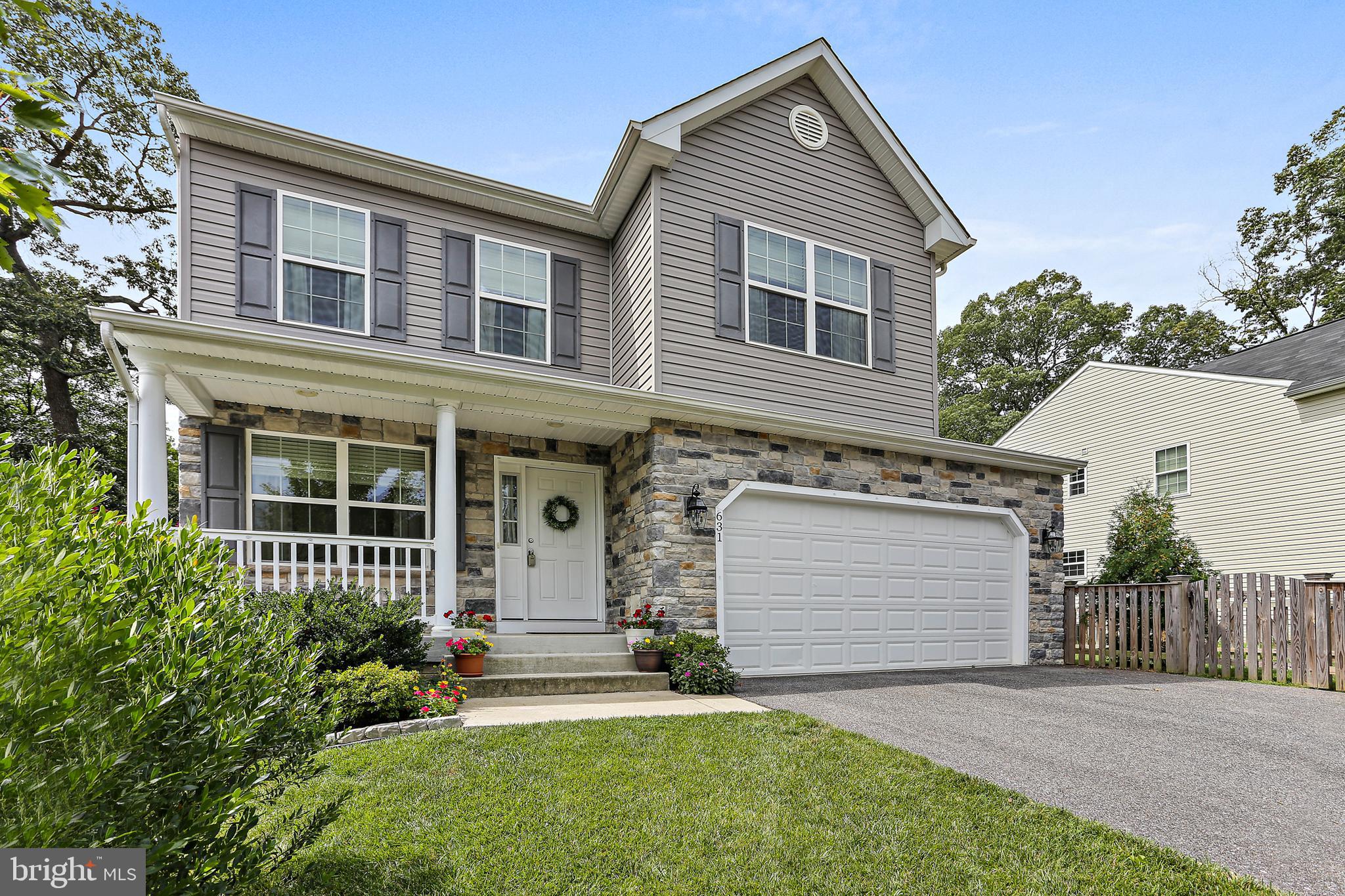 WHITNEYS LANDING - Residential