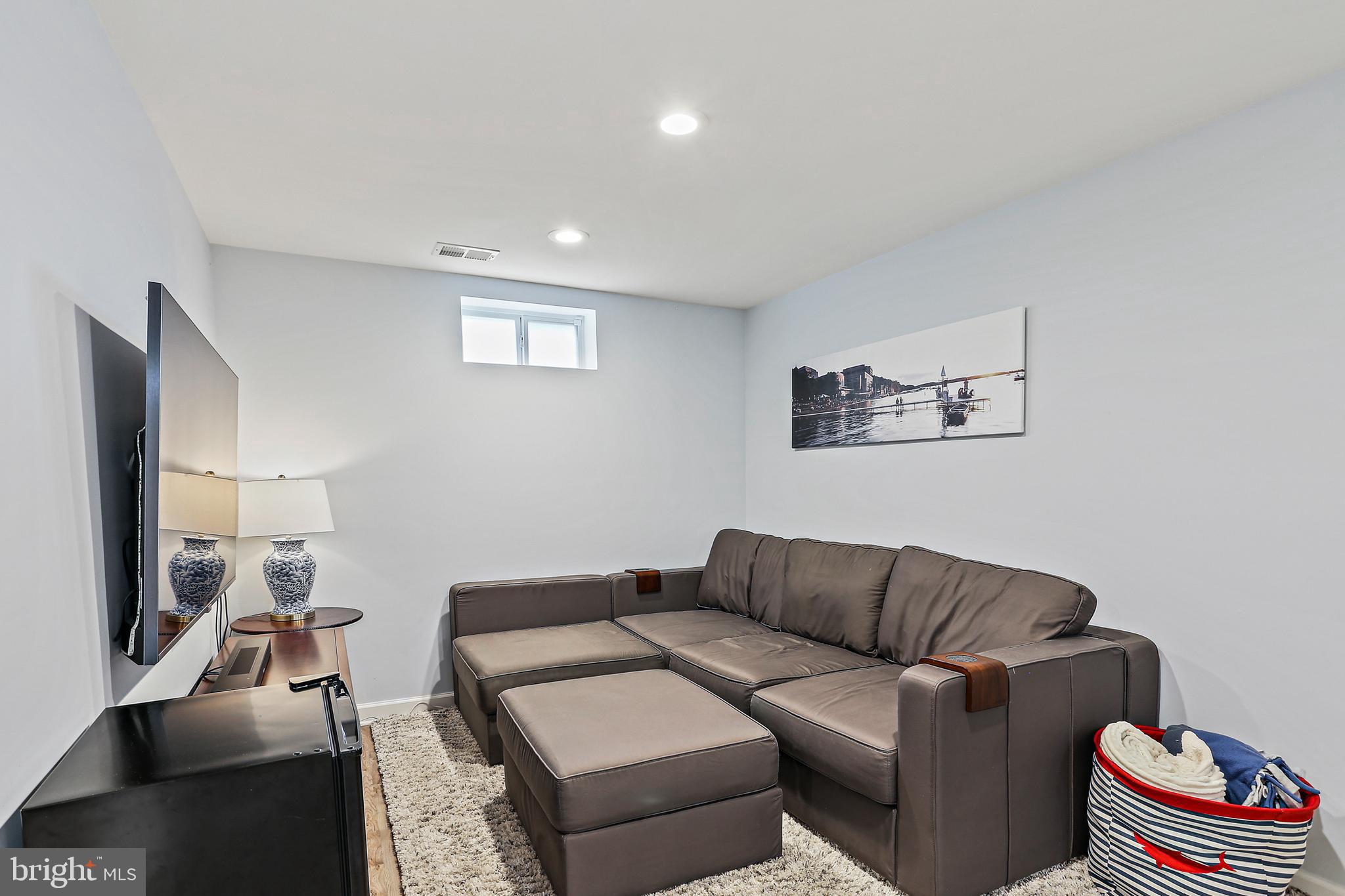 WHITNEYS LANDING - Residential