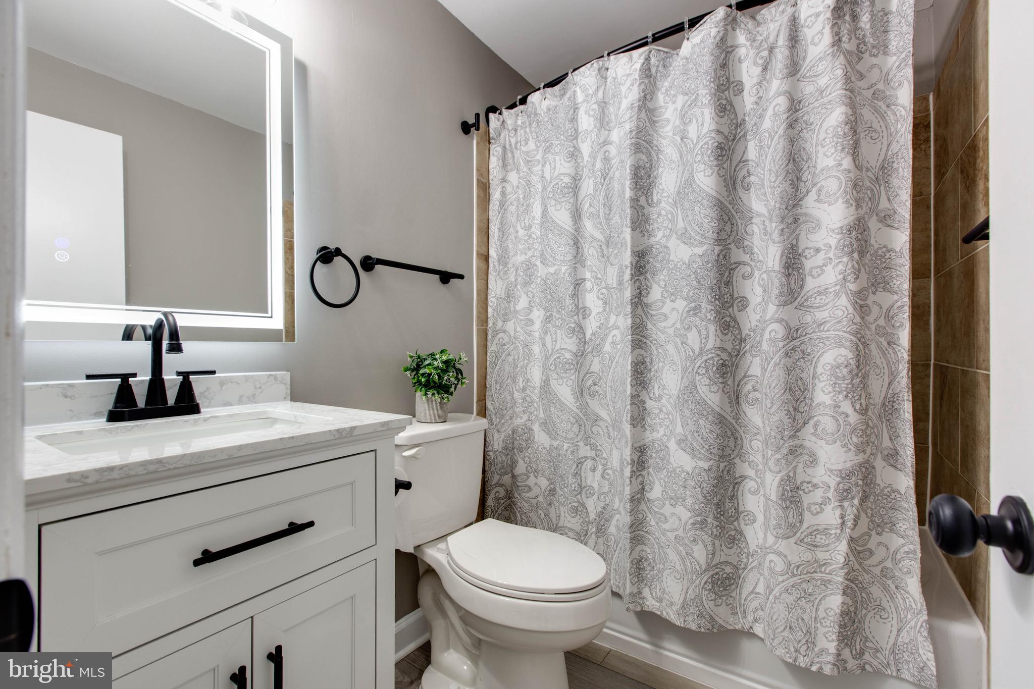 MARLBORO MEADOWS - Residential