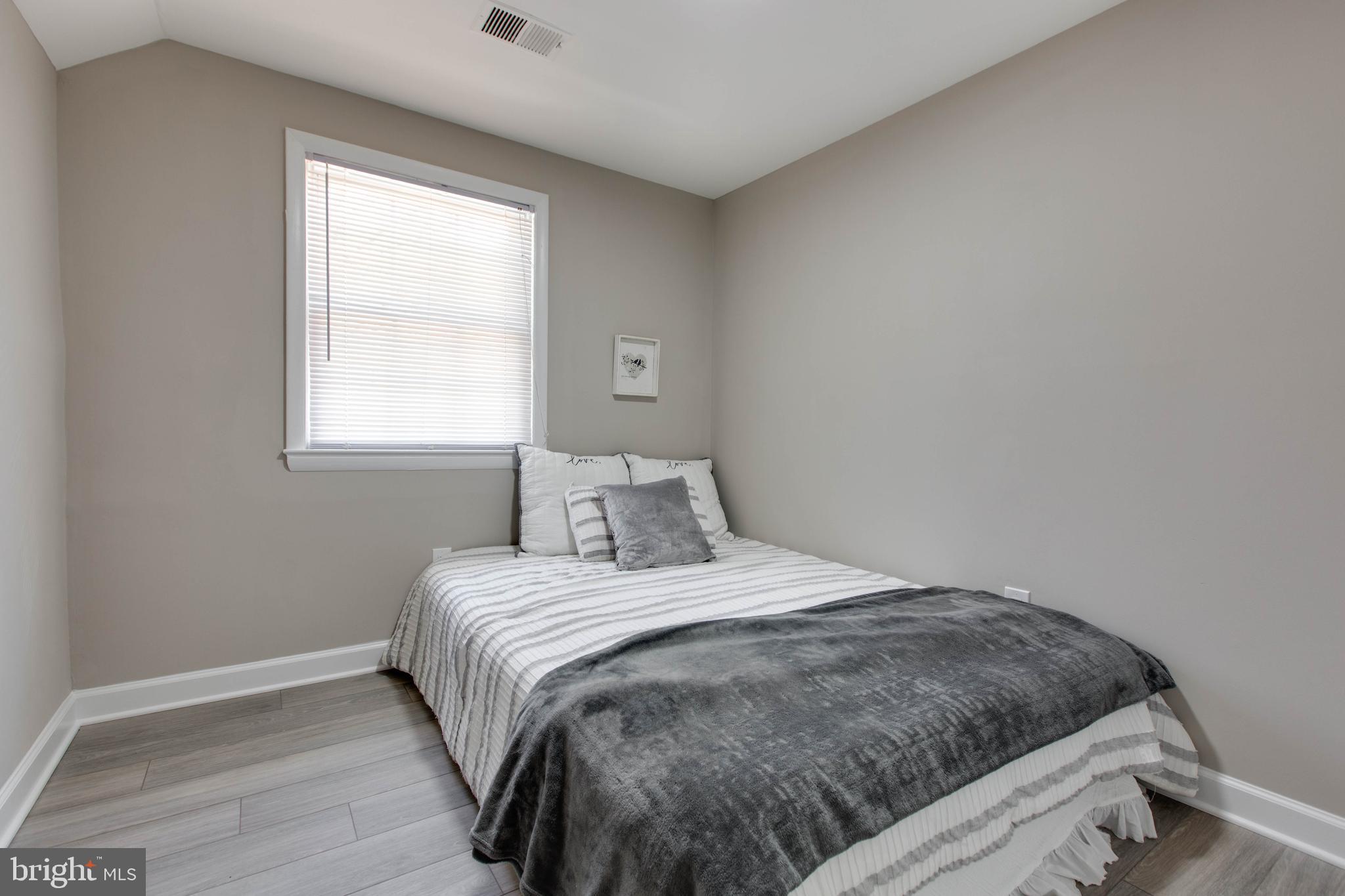 MARLBORO MEADOWS - Residential