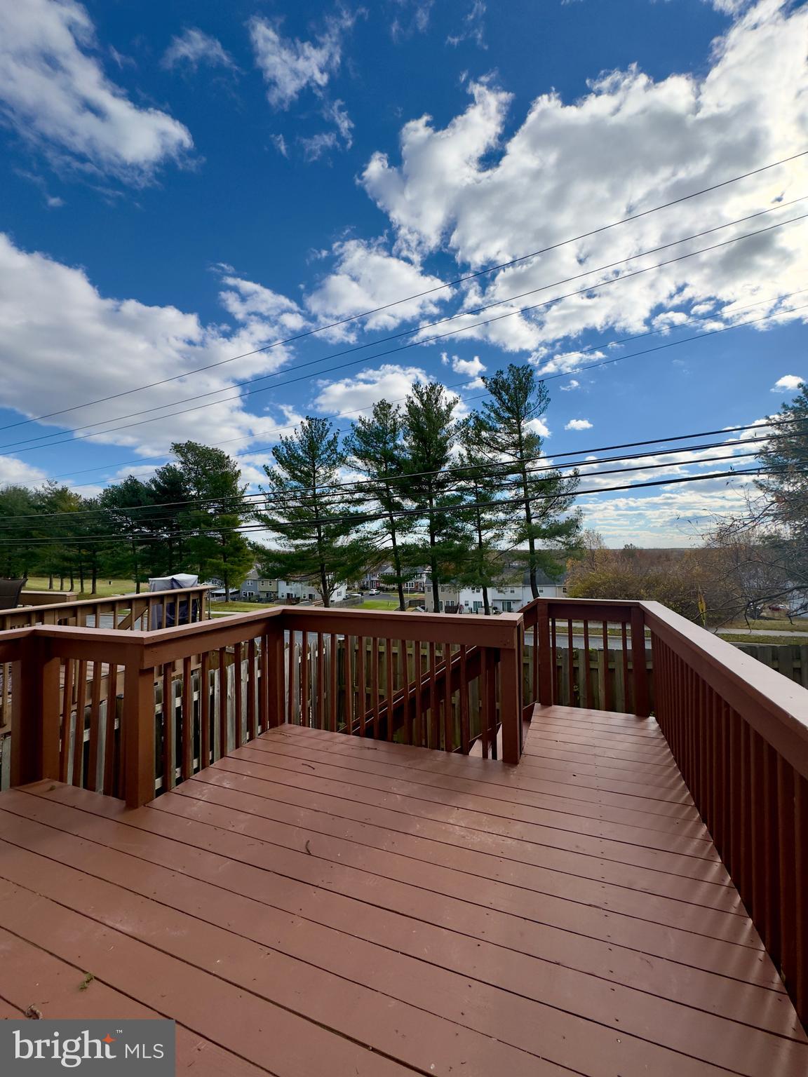 STONELEIGH SQUARE - Residential Lease