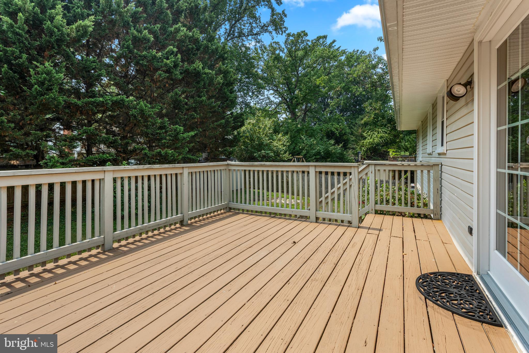 1099 LINDEN TREE DRIVE