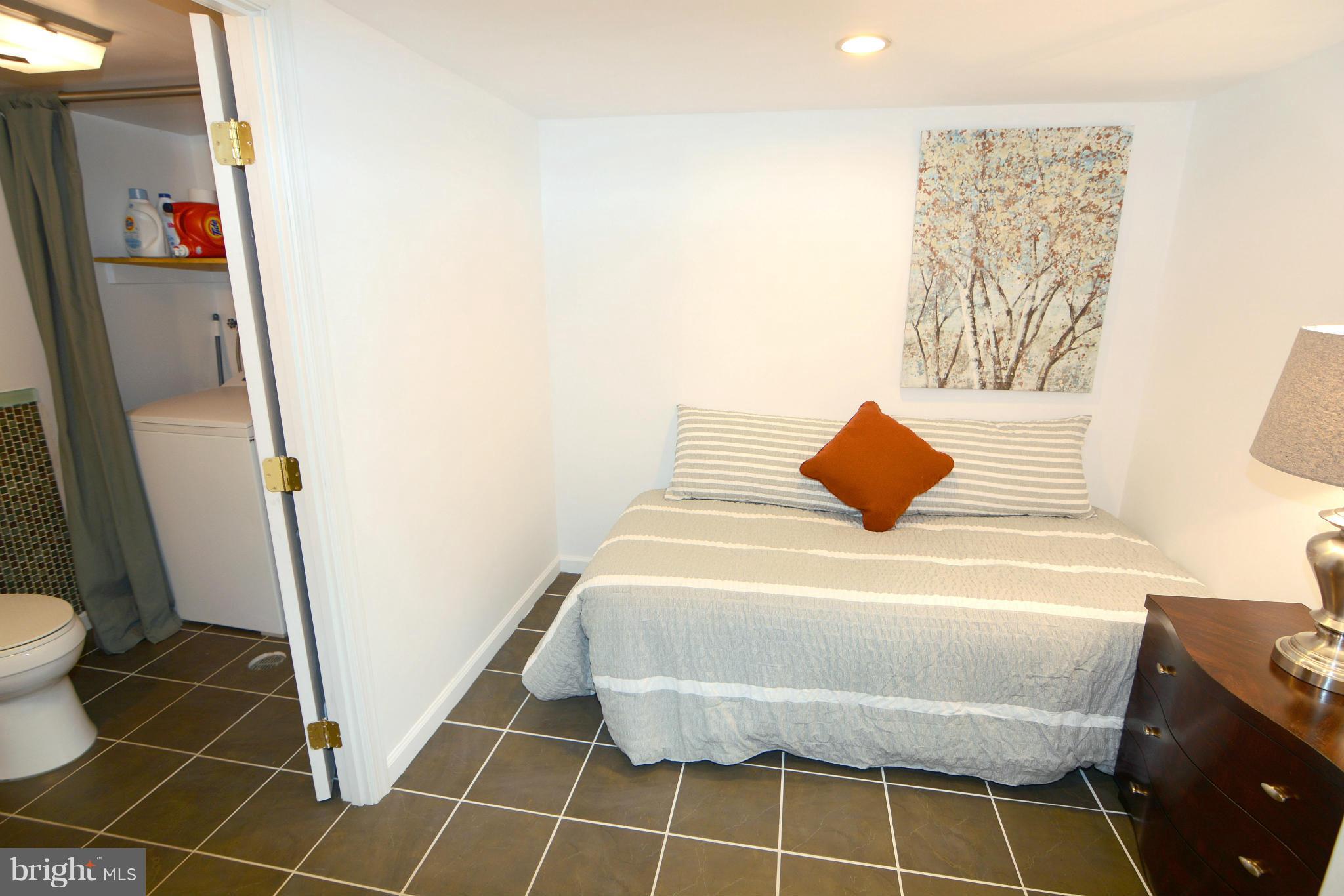 FAIRLINGTON - Residential