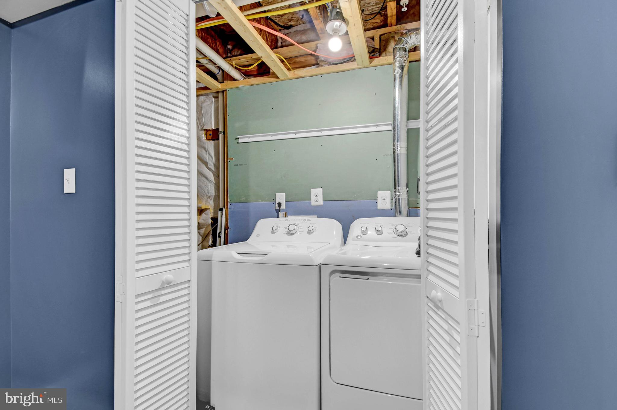 WOODS OF MYRTLE POINT - Residential