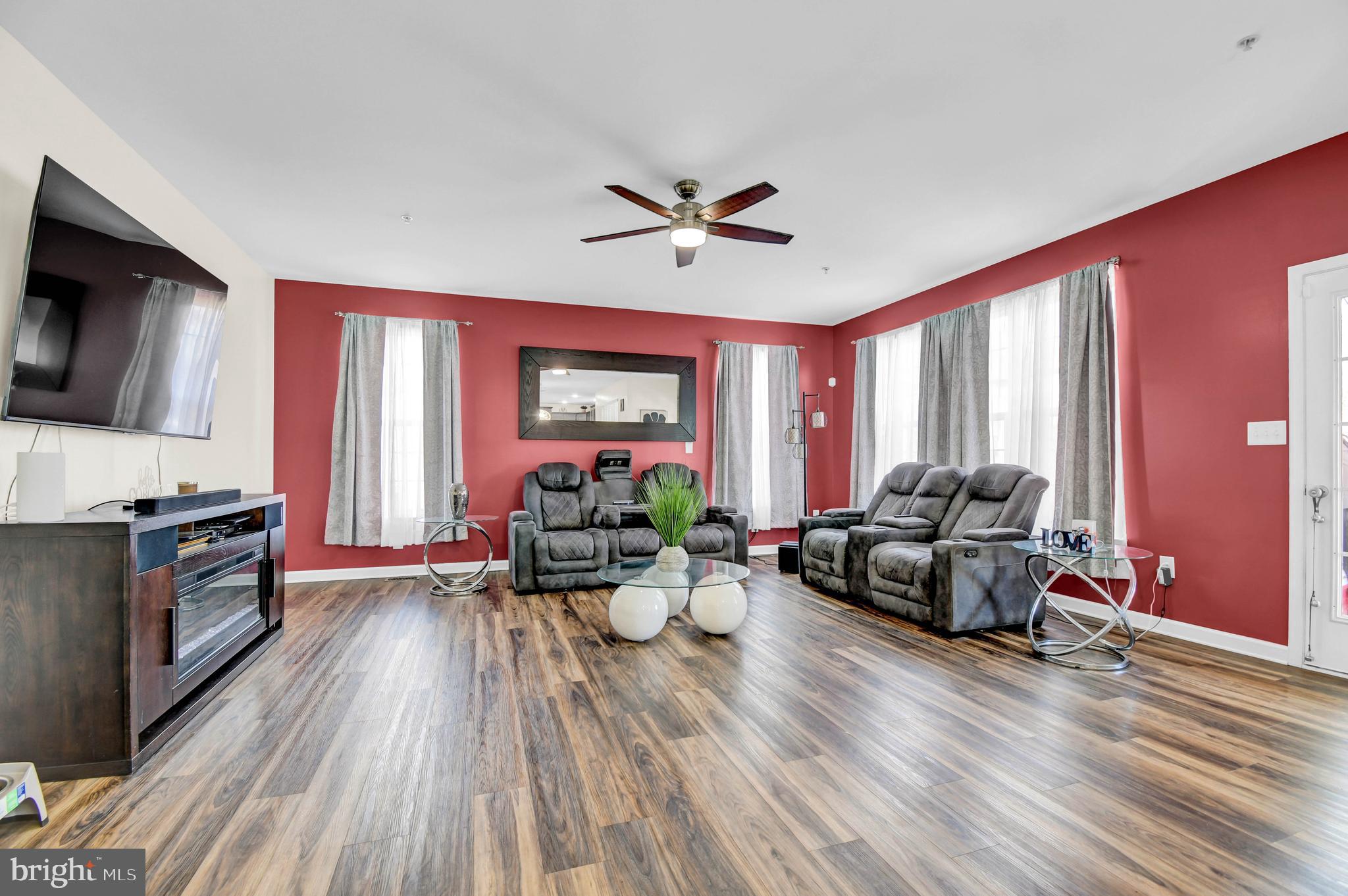 WOODS OF MYRTLE POINT - Residential