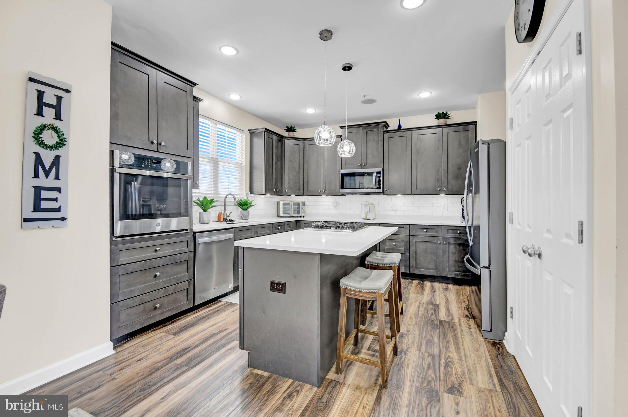 WOODS OF MYRTLE POINT - Residential