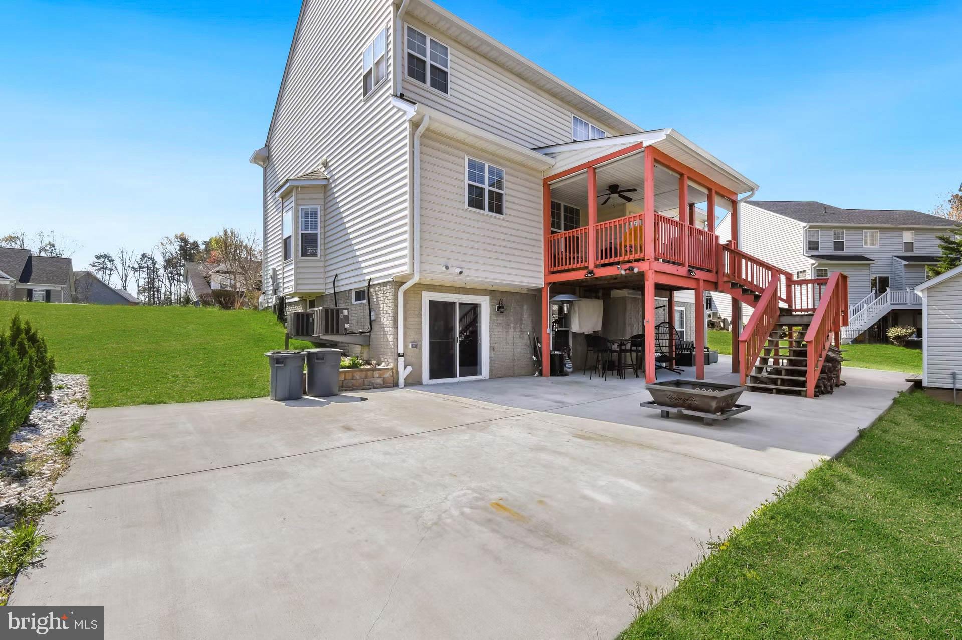 WOODS OF MYRTLE POINT - Residential