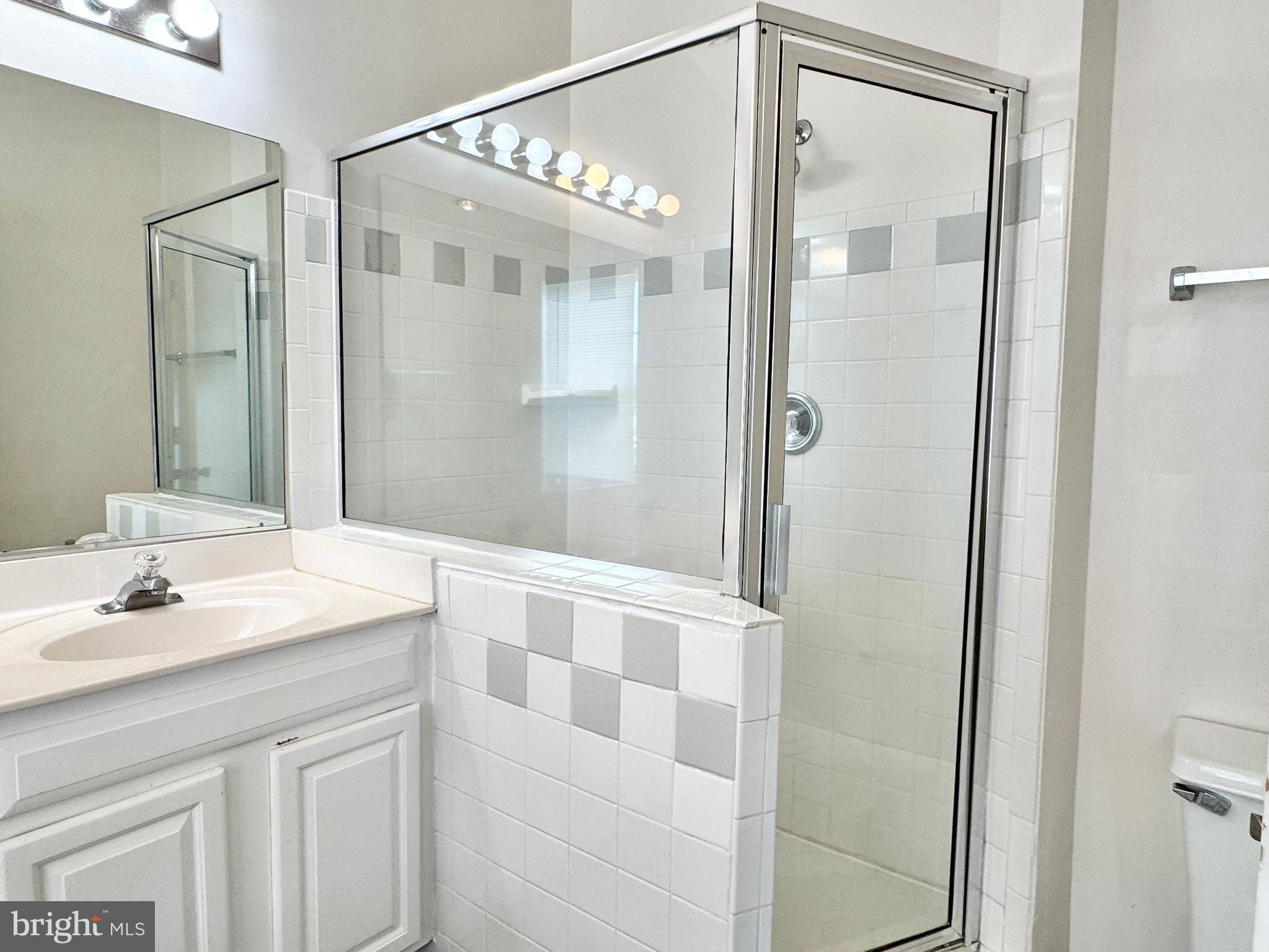 STAFFORD GLEN - Residential Lease