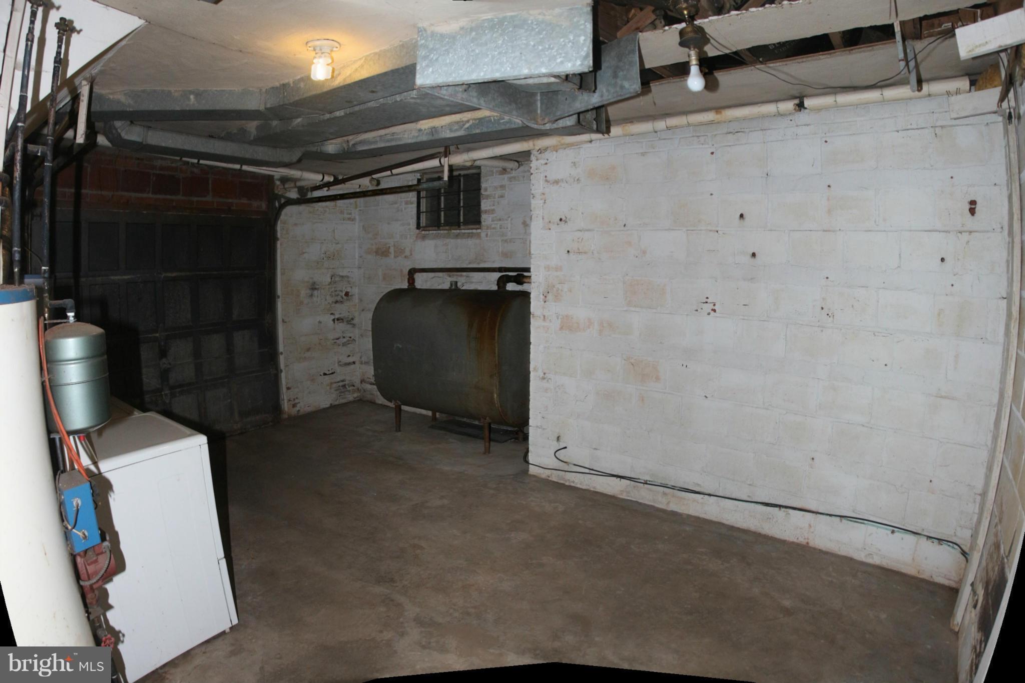 FAIRWAY HILLS - Residential