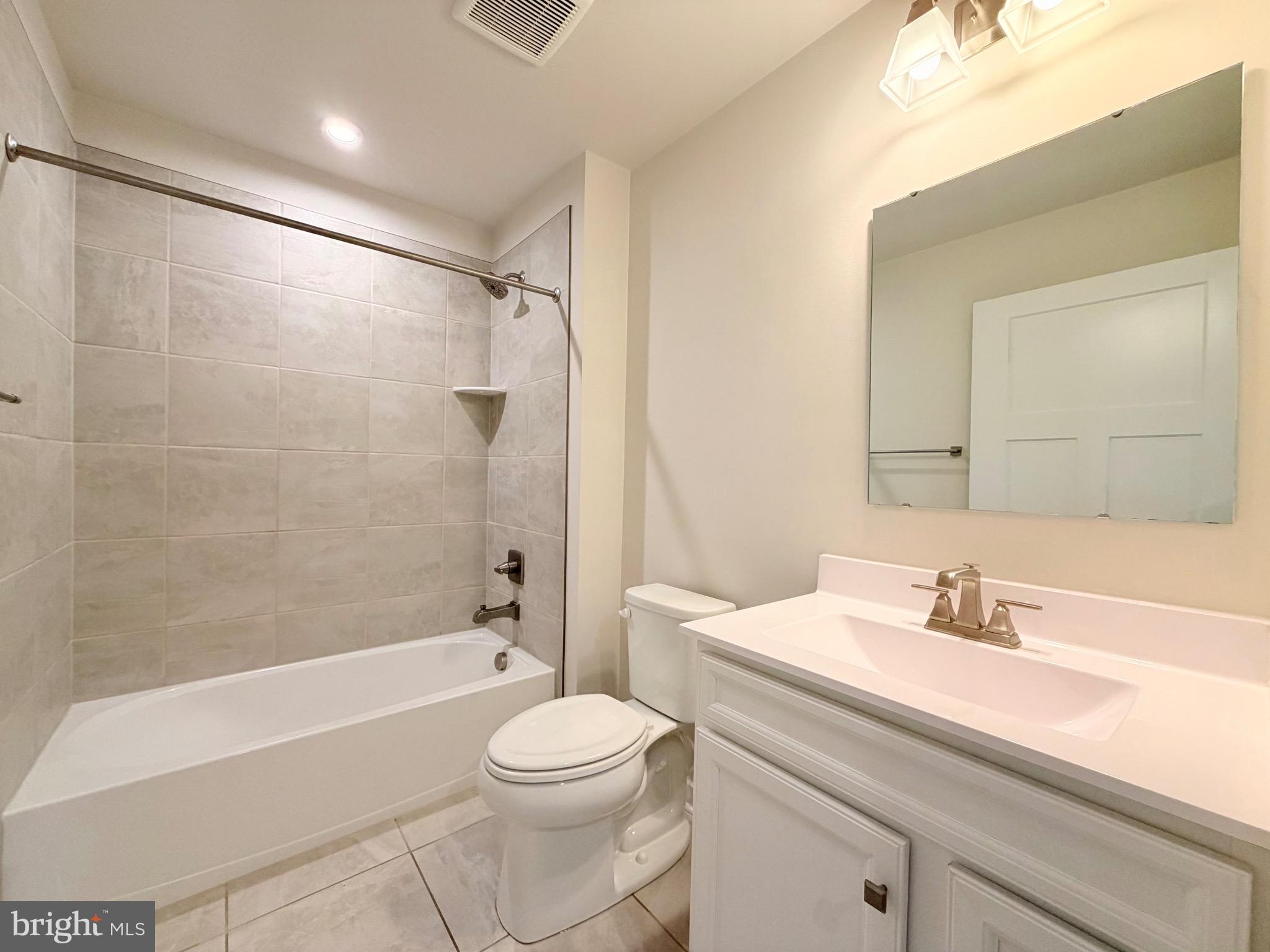 SOUTH BROOK - Residential