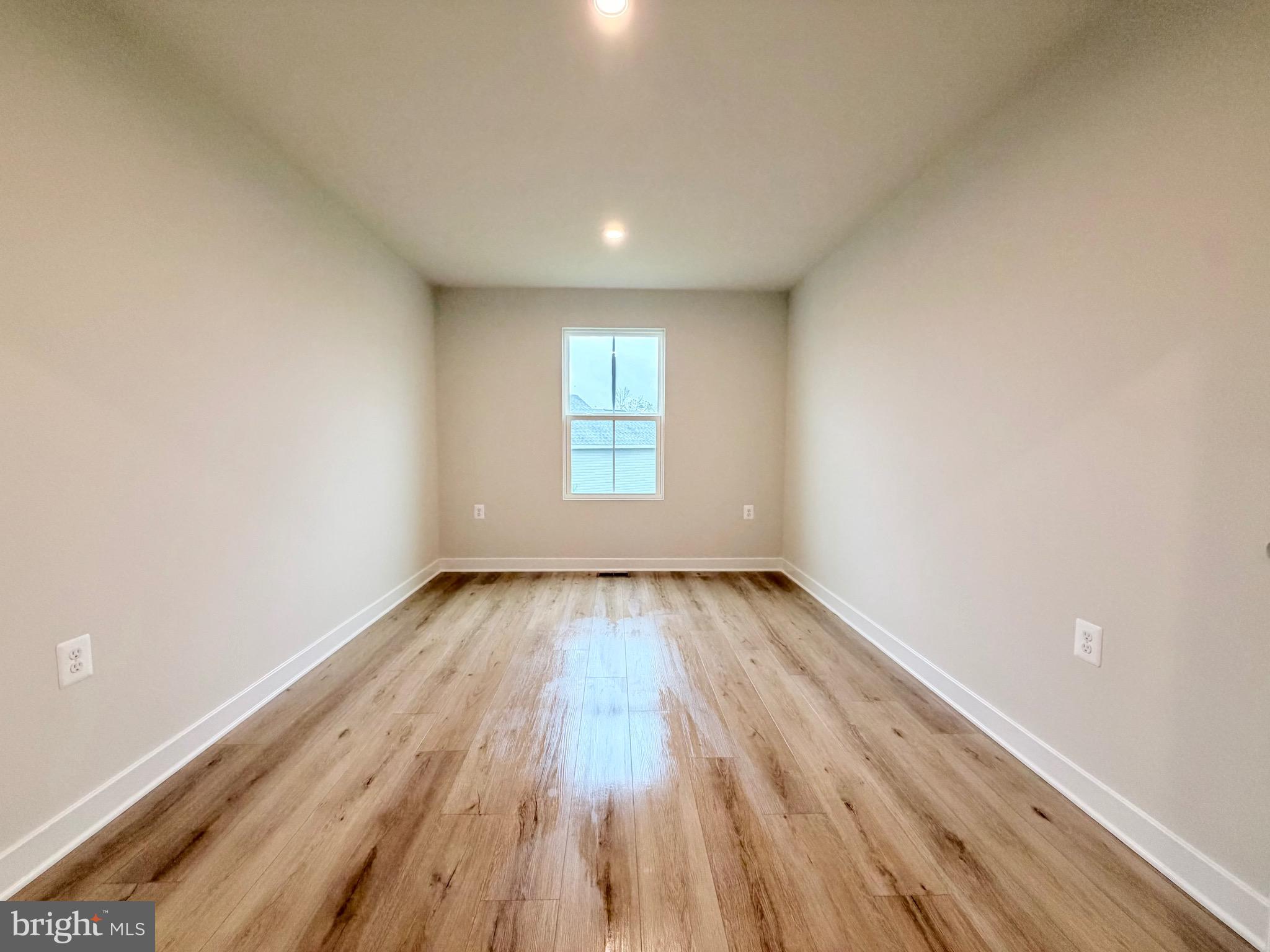 SOUTH BROOK - Residential