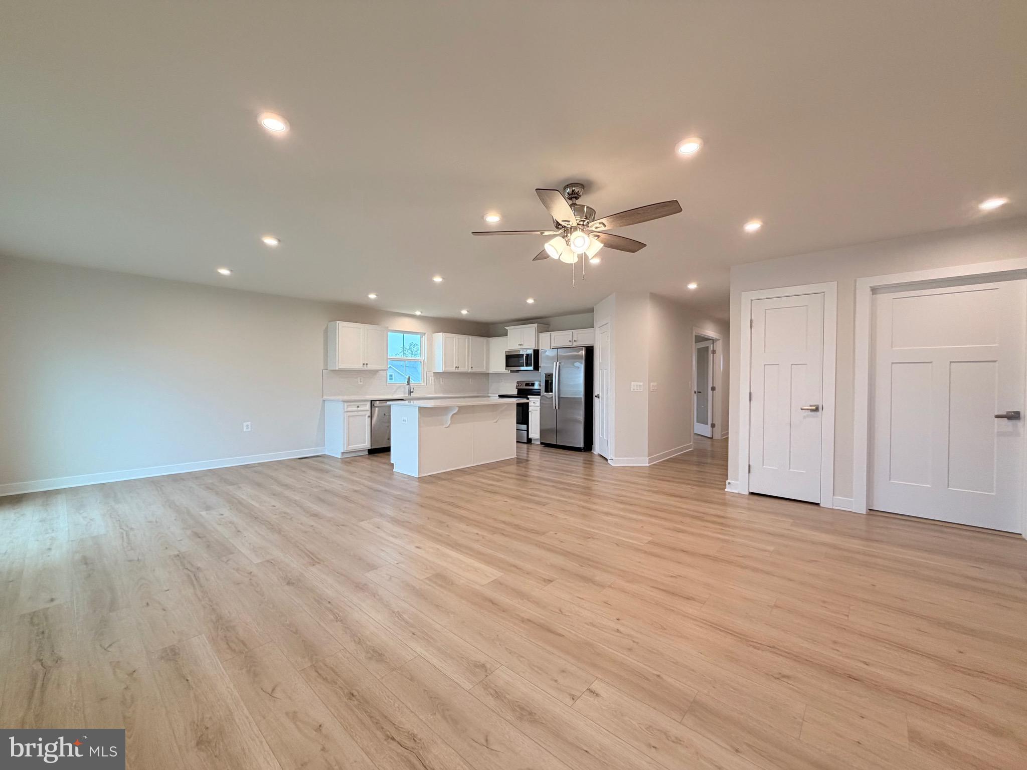 SOUTH BROOK - Residential