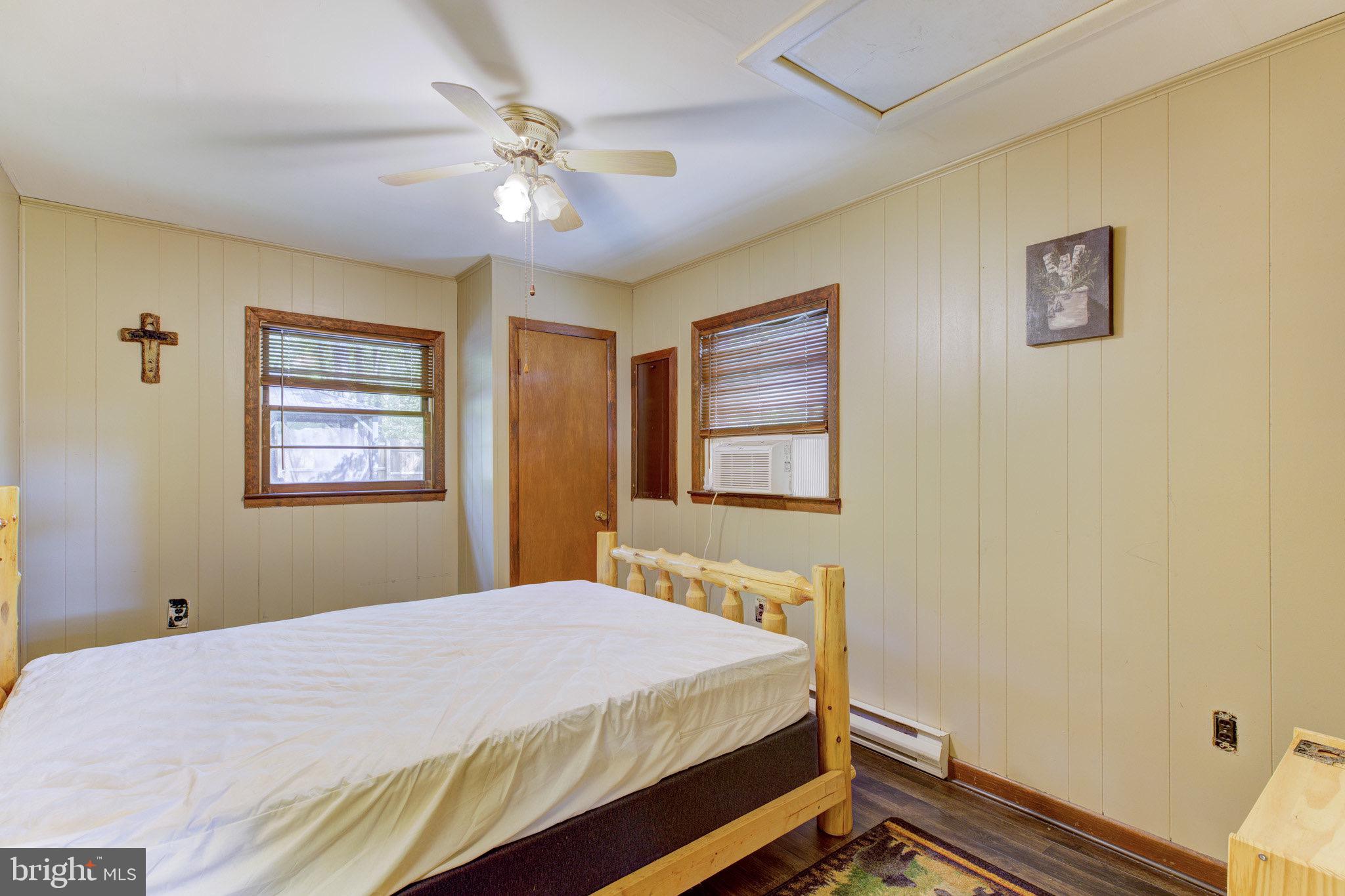 SLEEPY HOLLOW S/D - Residential