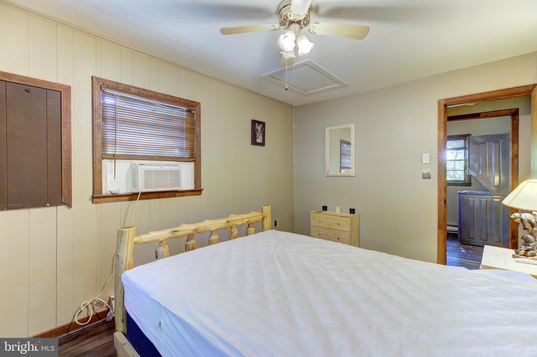 SLEEPY HOLLOW S/D - Residential