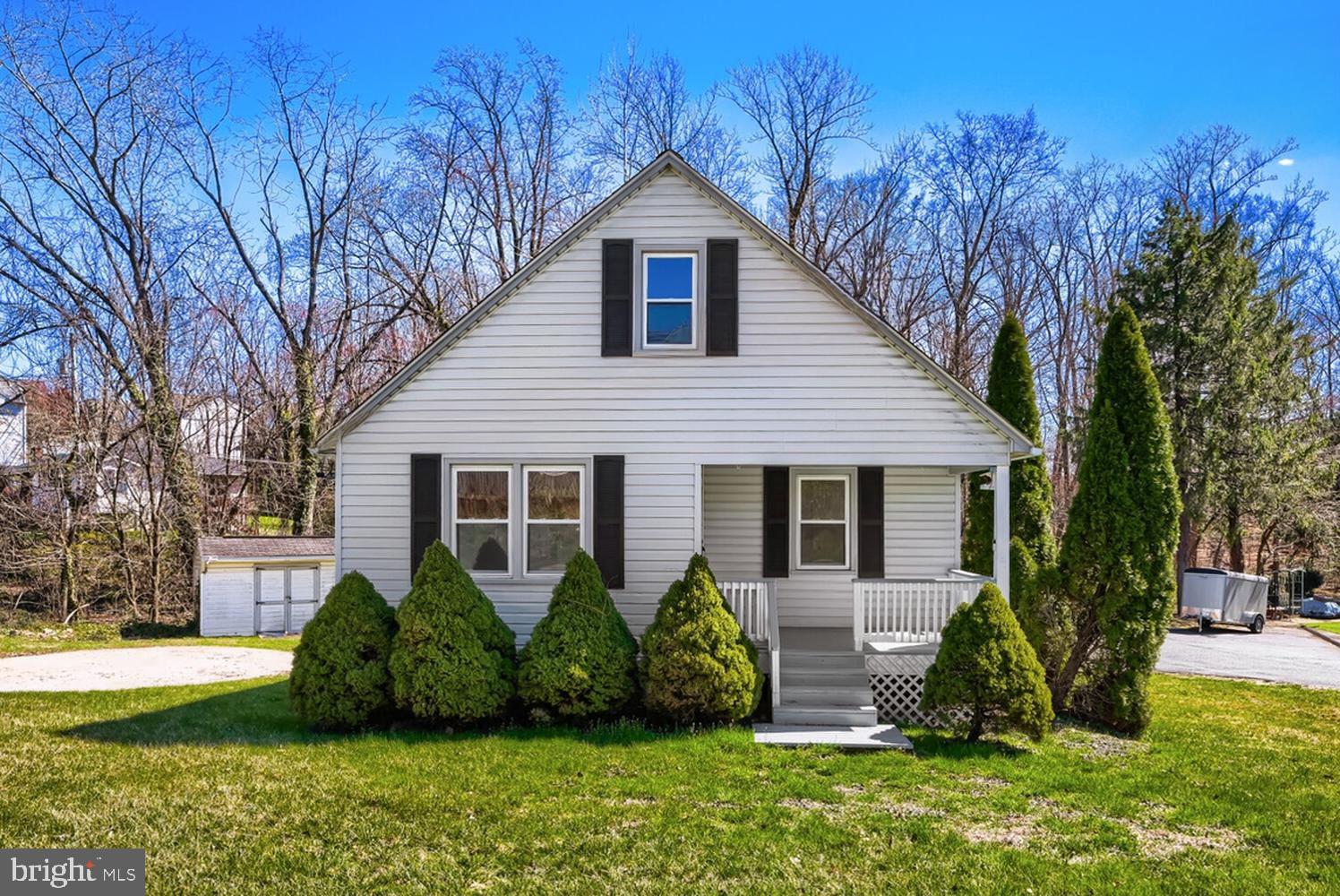 PERRY HALL - Residential