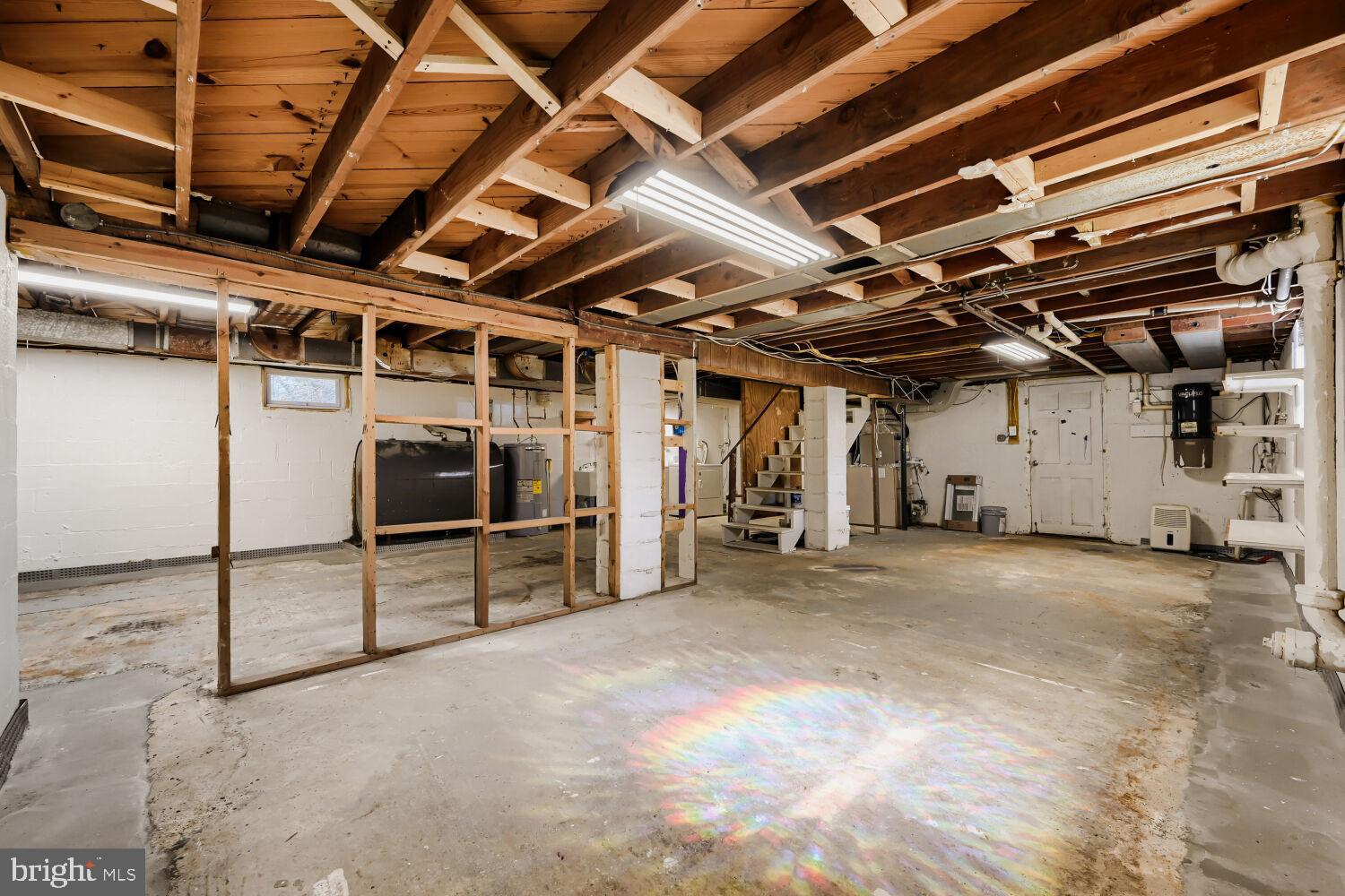 PERRY HALL - Residential