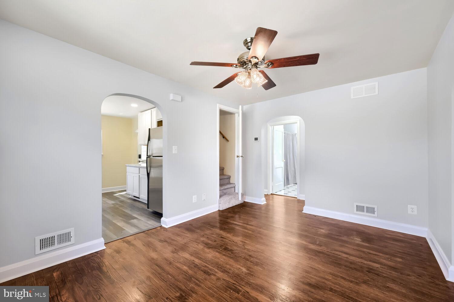 PERRY HALL - Residential