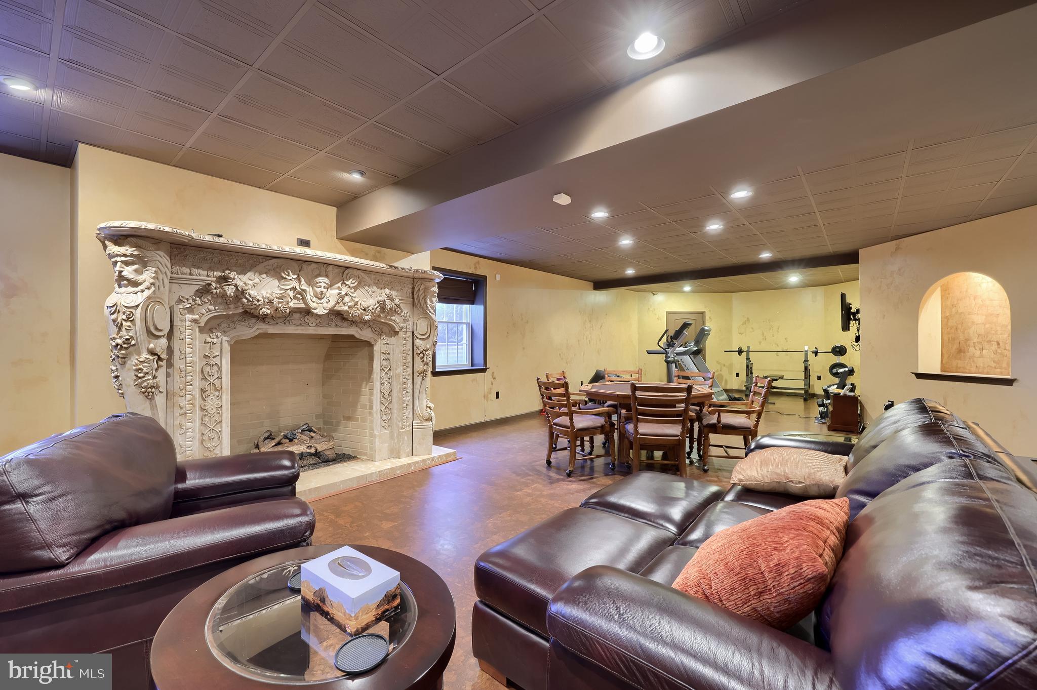 DERRY TOWNSHIP - Residential