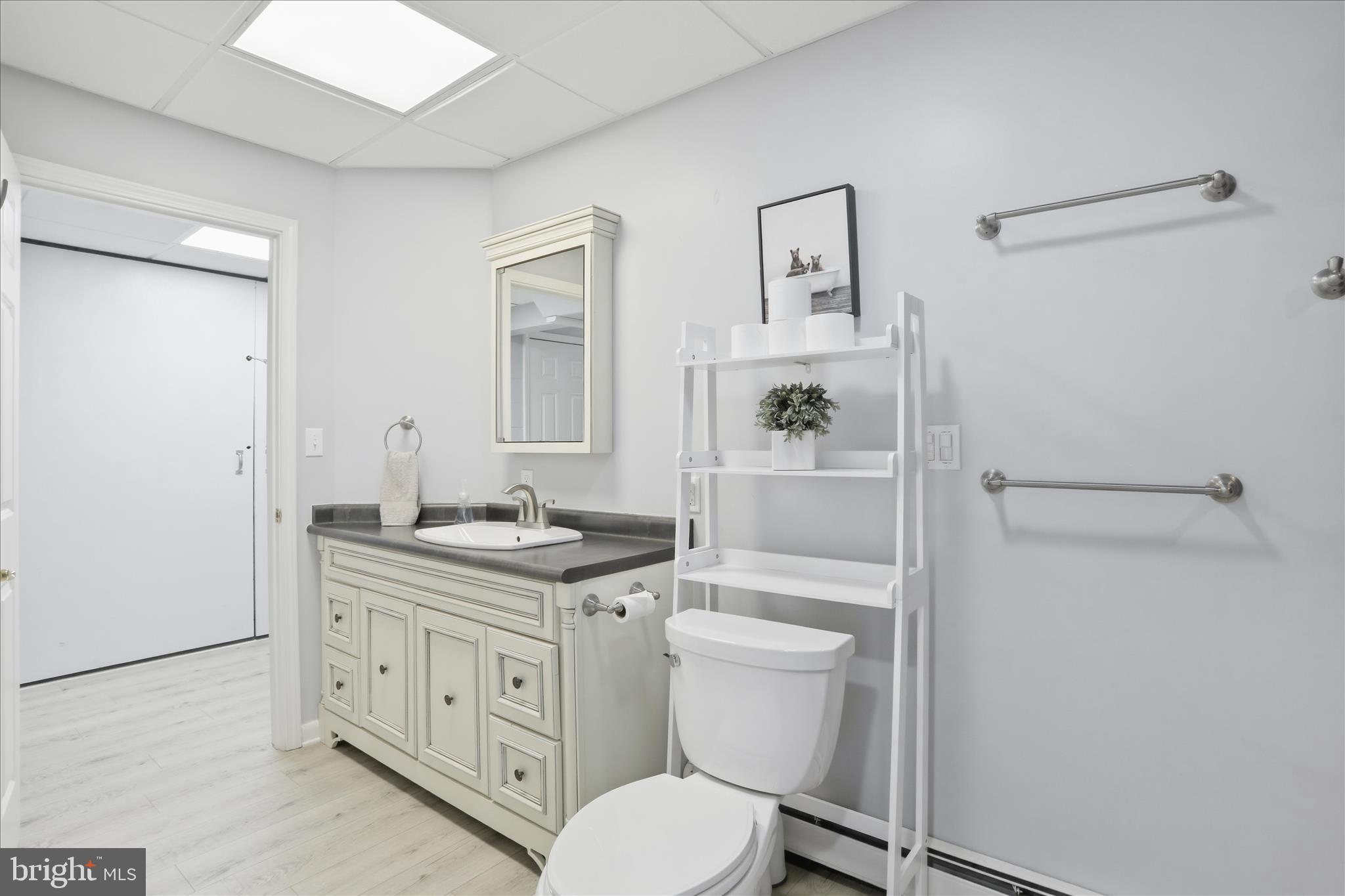 SHY BEAVER LAKEVIEW ESTATES - Residential