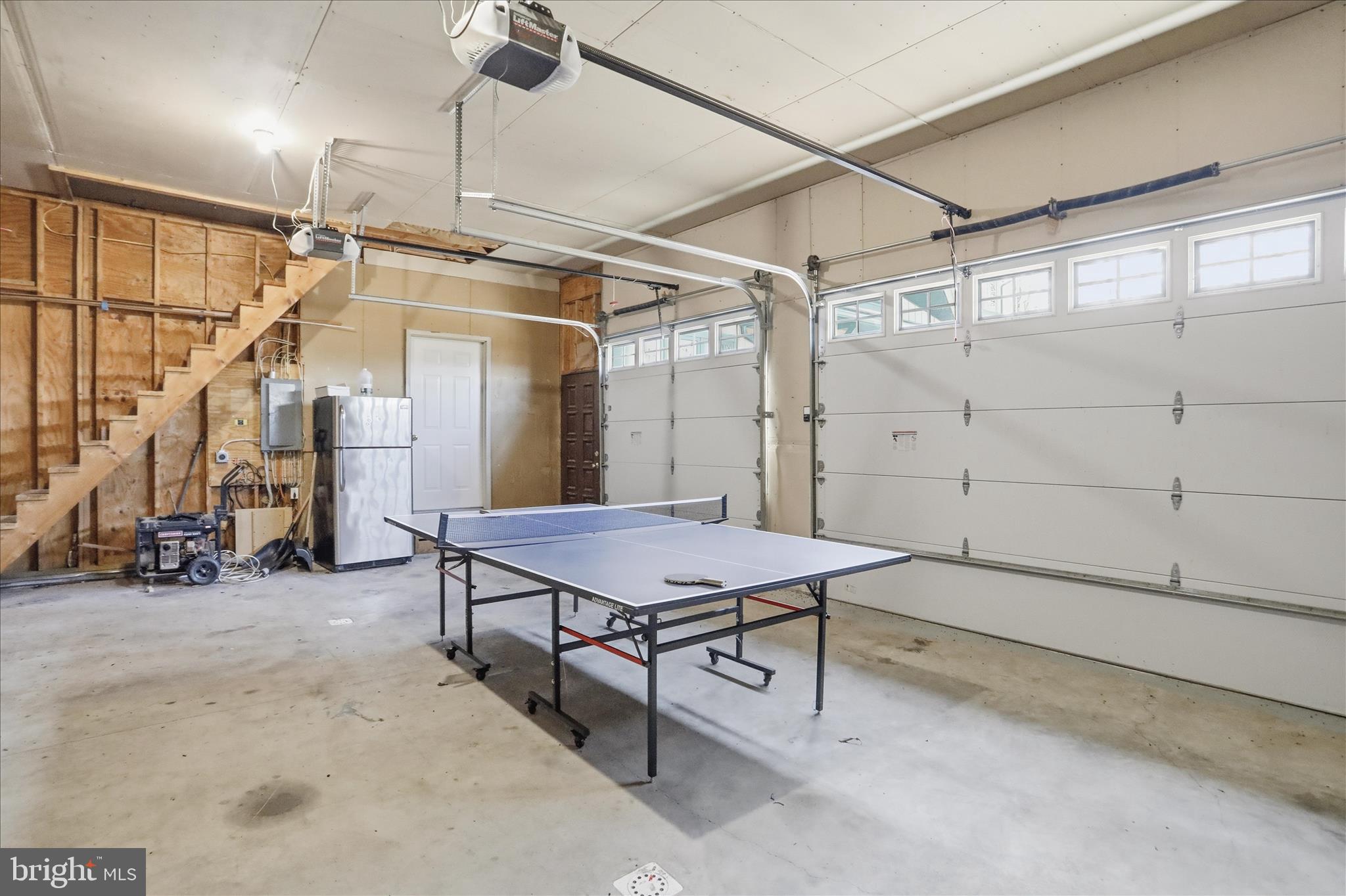 SHY BEAVER LAKEVIEW ESTATES - Residential