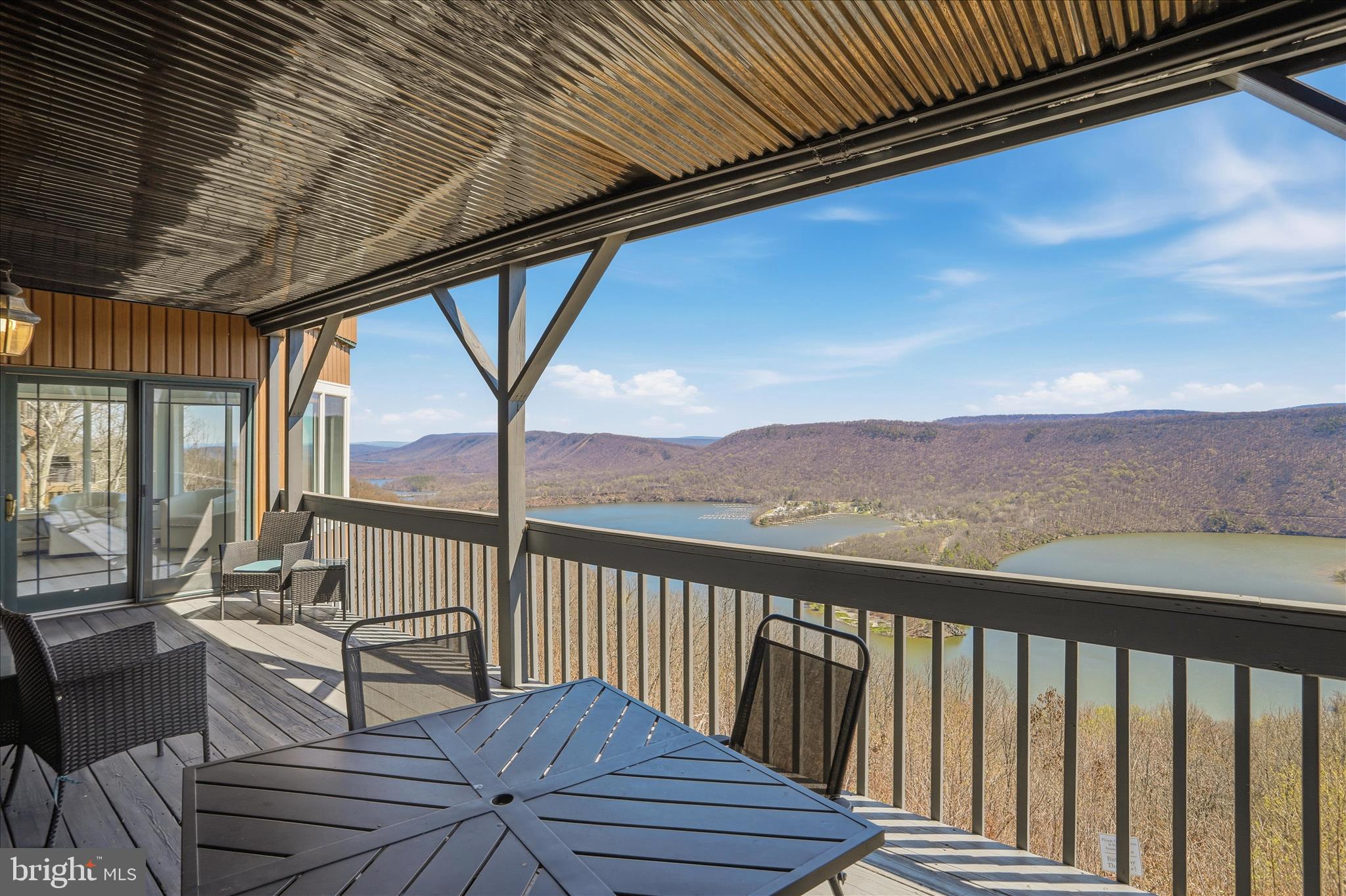 SHY BEAVER LAKEVIEW ESTATES - Residential