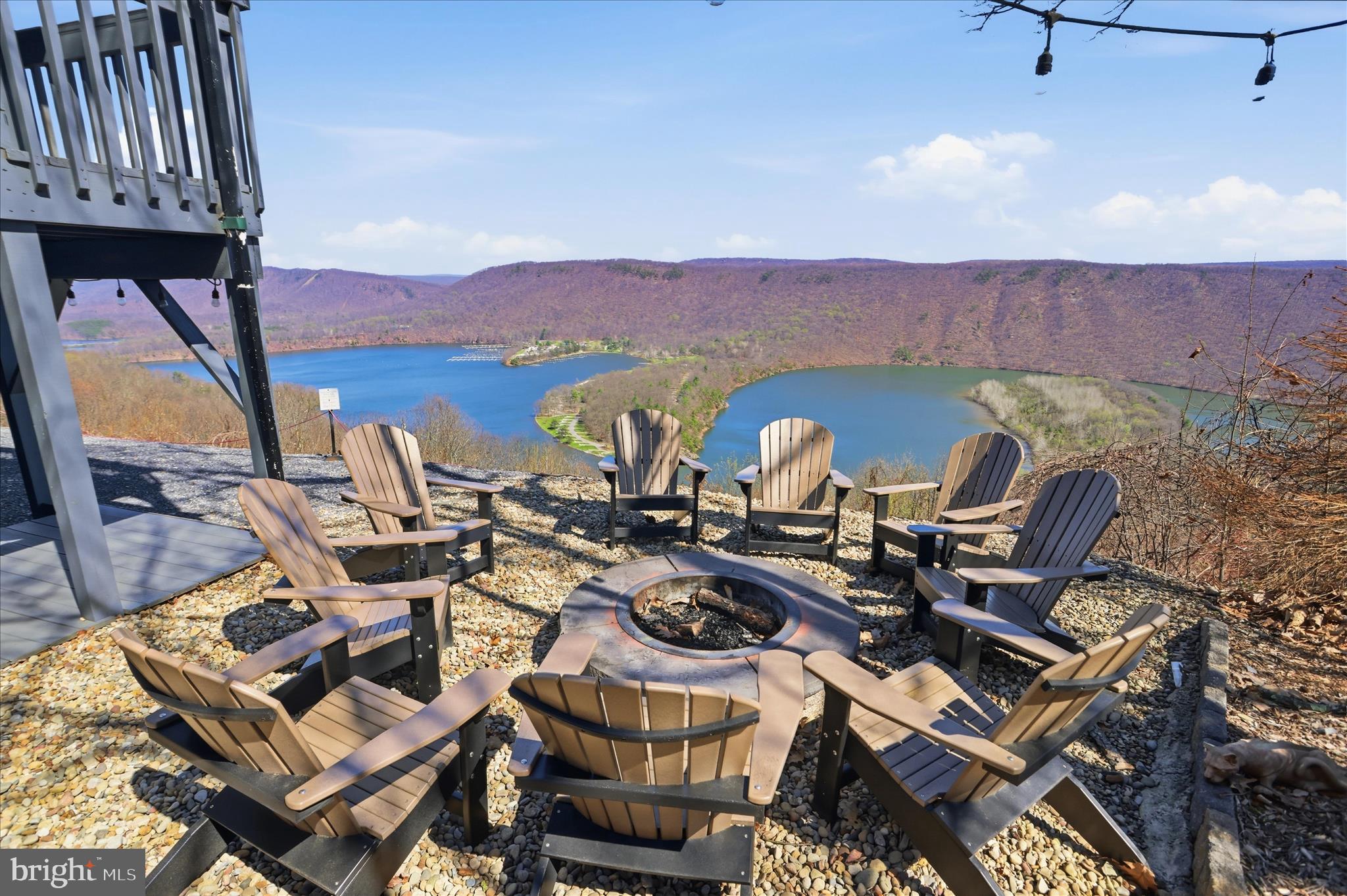 SHY BEAVER LAKEVIEW ESTATES - Residential