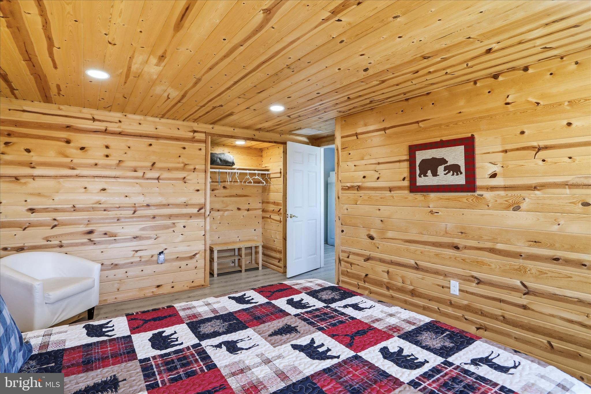 SHY BEAVER LAKEVIEW ESTATES - Residential