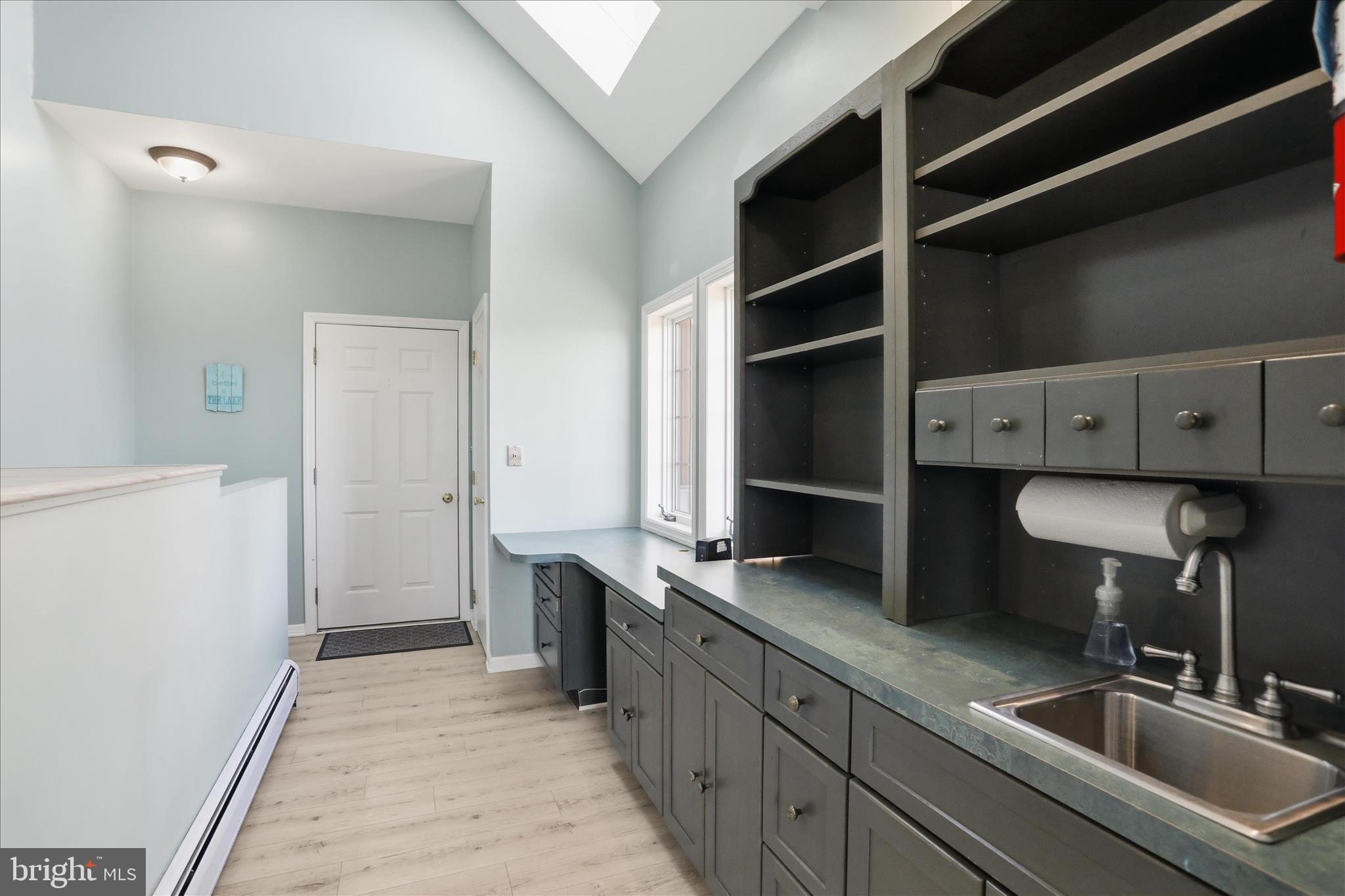 SHY BEAVER LAKEVIEW ESTATES - Residential