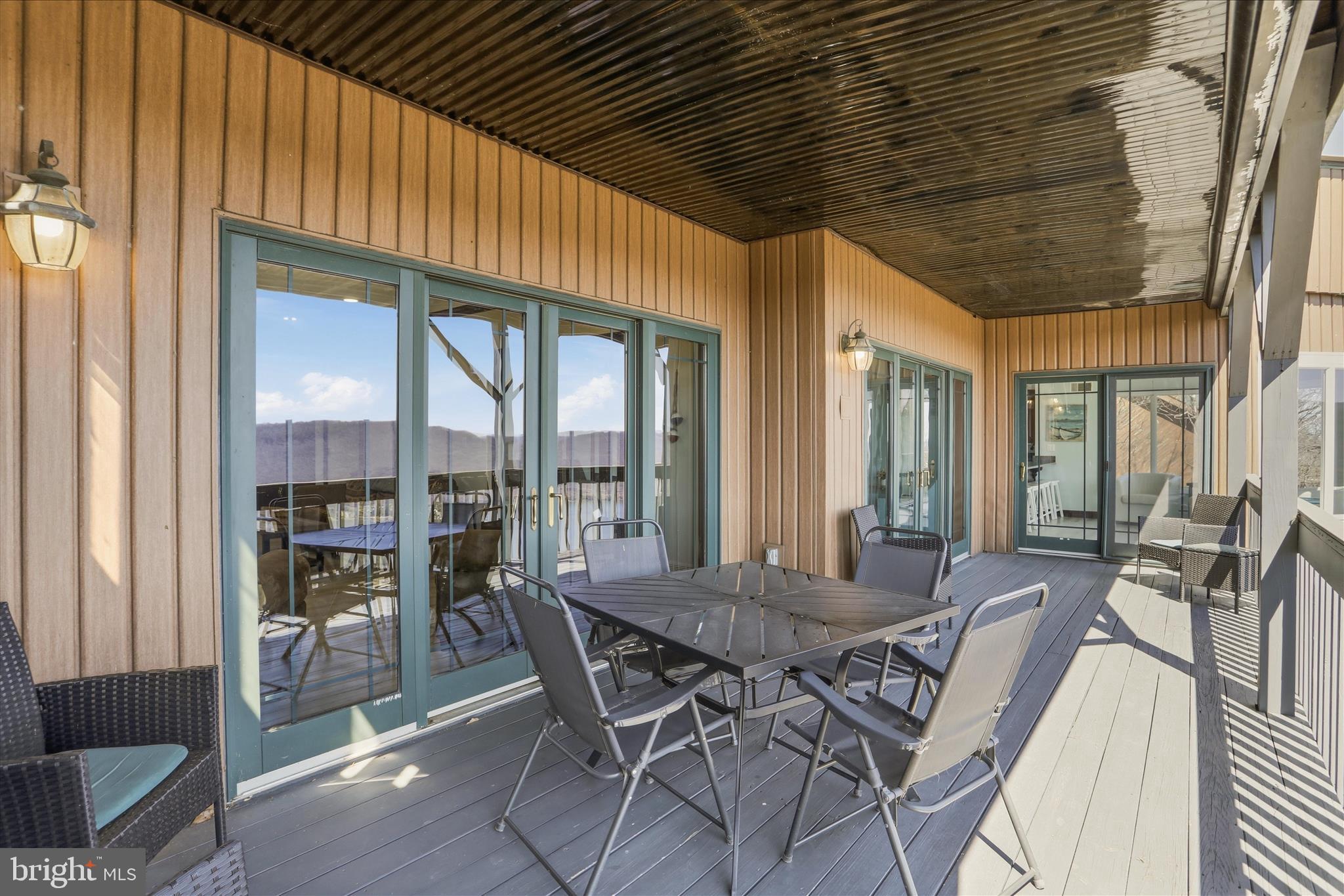 SHY BEAVER LAKEVIEW ESTATES - Residential