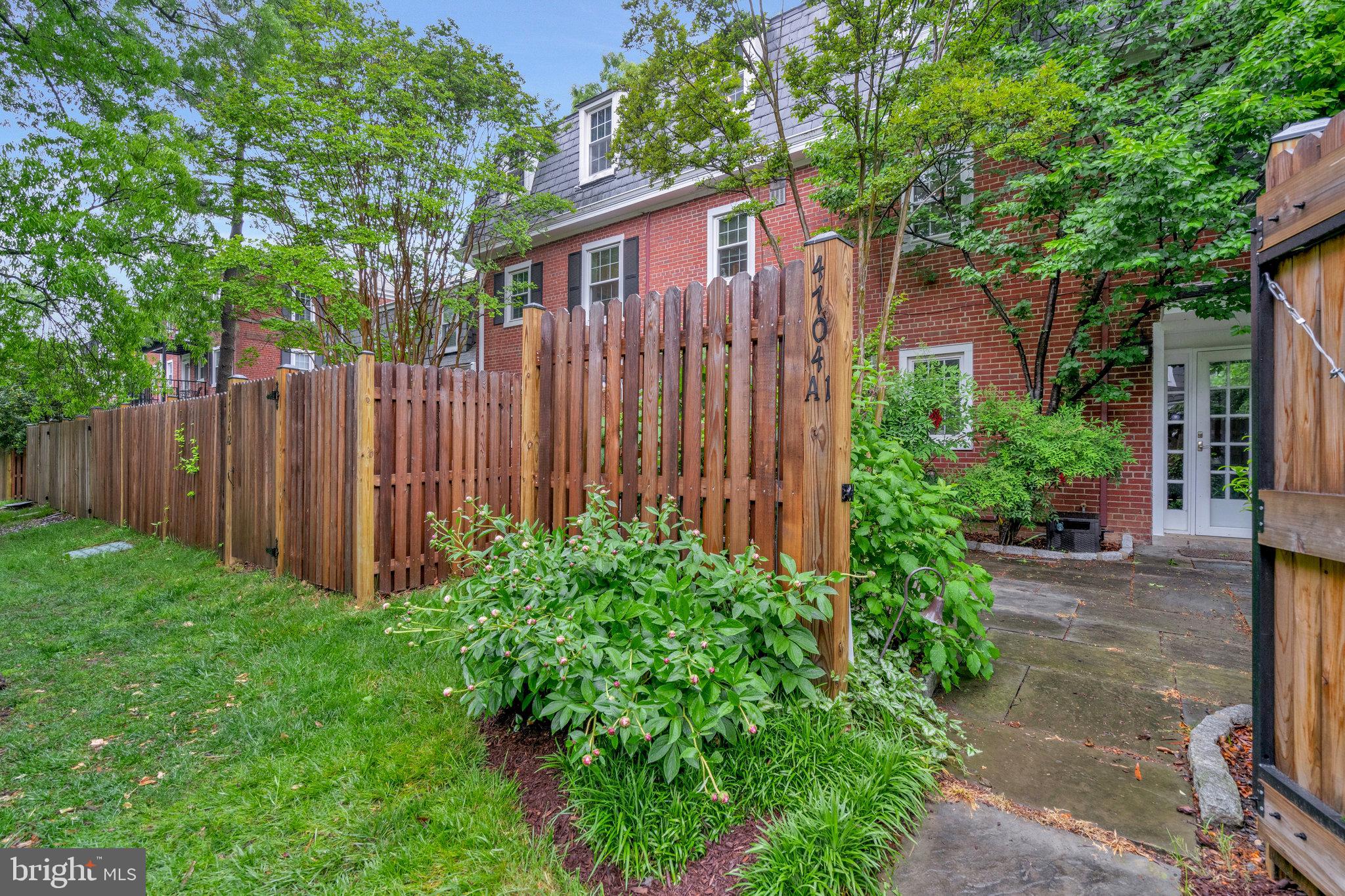 FAIRLINGTON VILLAGES - Residential