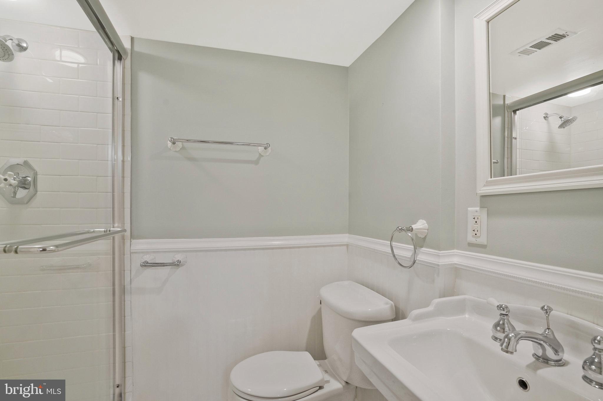 FAIRLINGTON VILLAGES - Residential