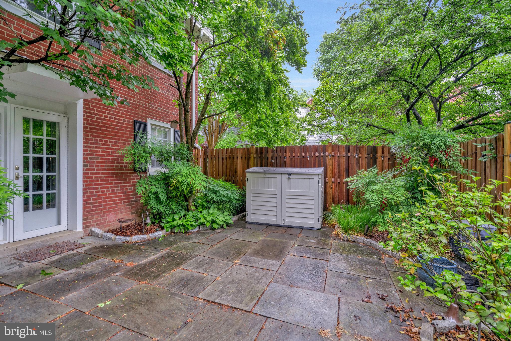 FAIRLINGTON VILLAGES - Residential