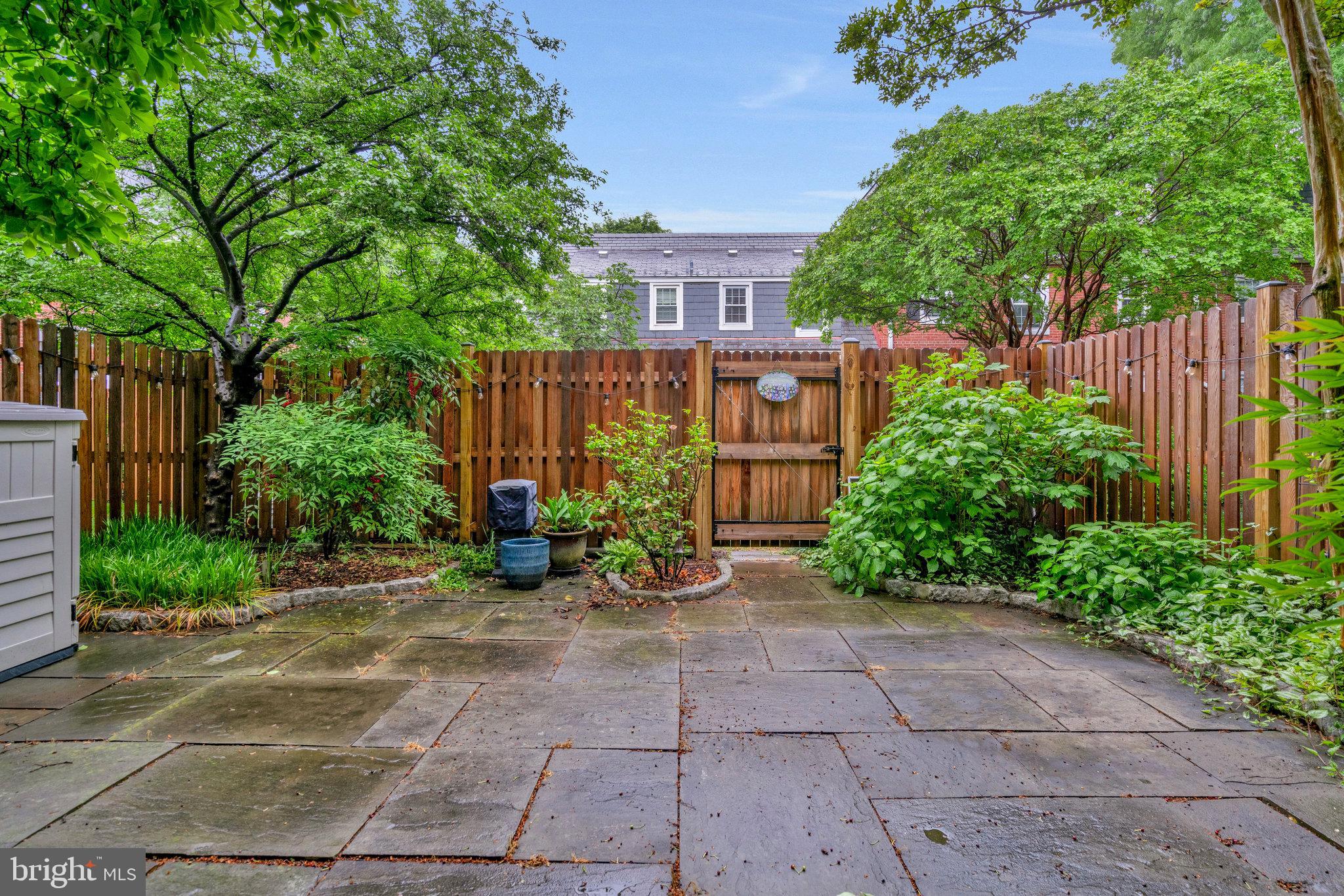 FAIRLINGTON VILLAGES - Residential