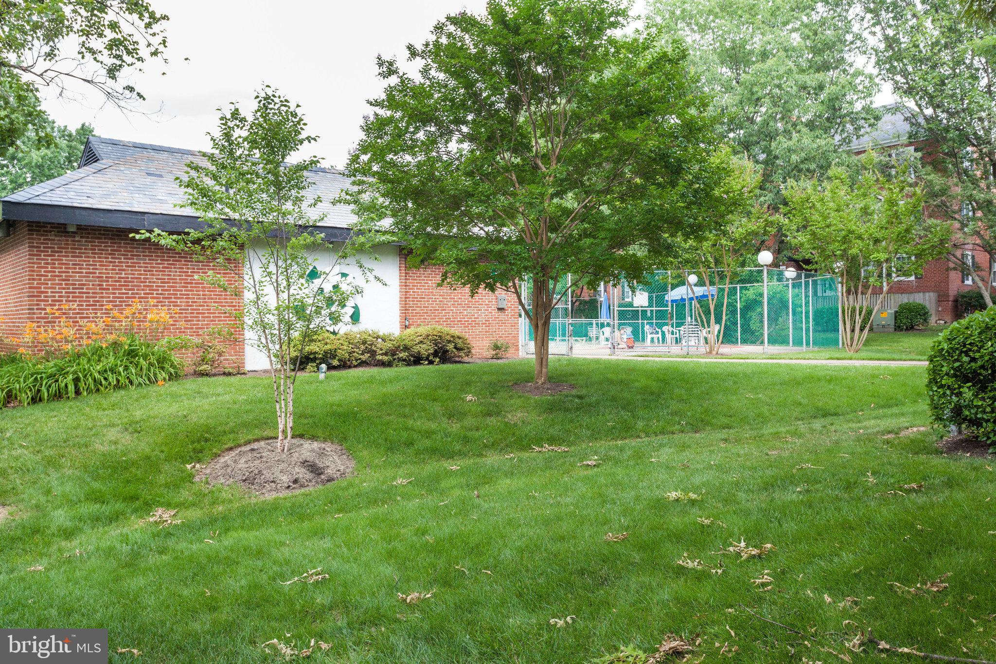 FAIRLINGTON VILLAGES - Residential