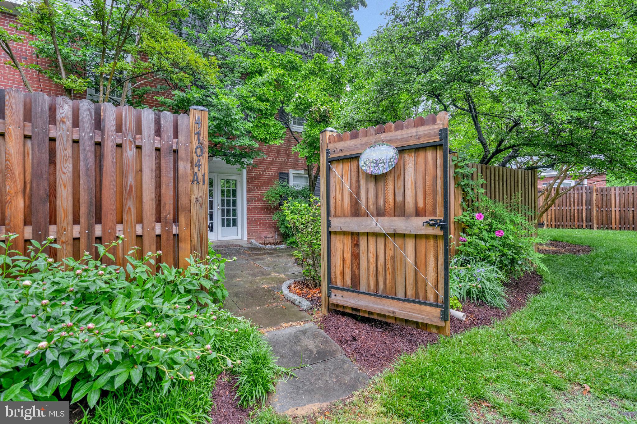 FAIRLINGTON VILLAGES - Residential