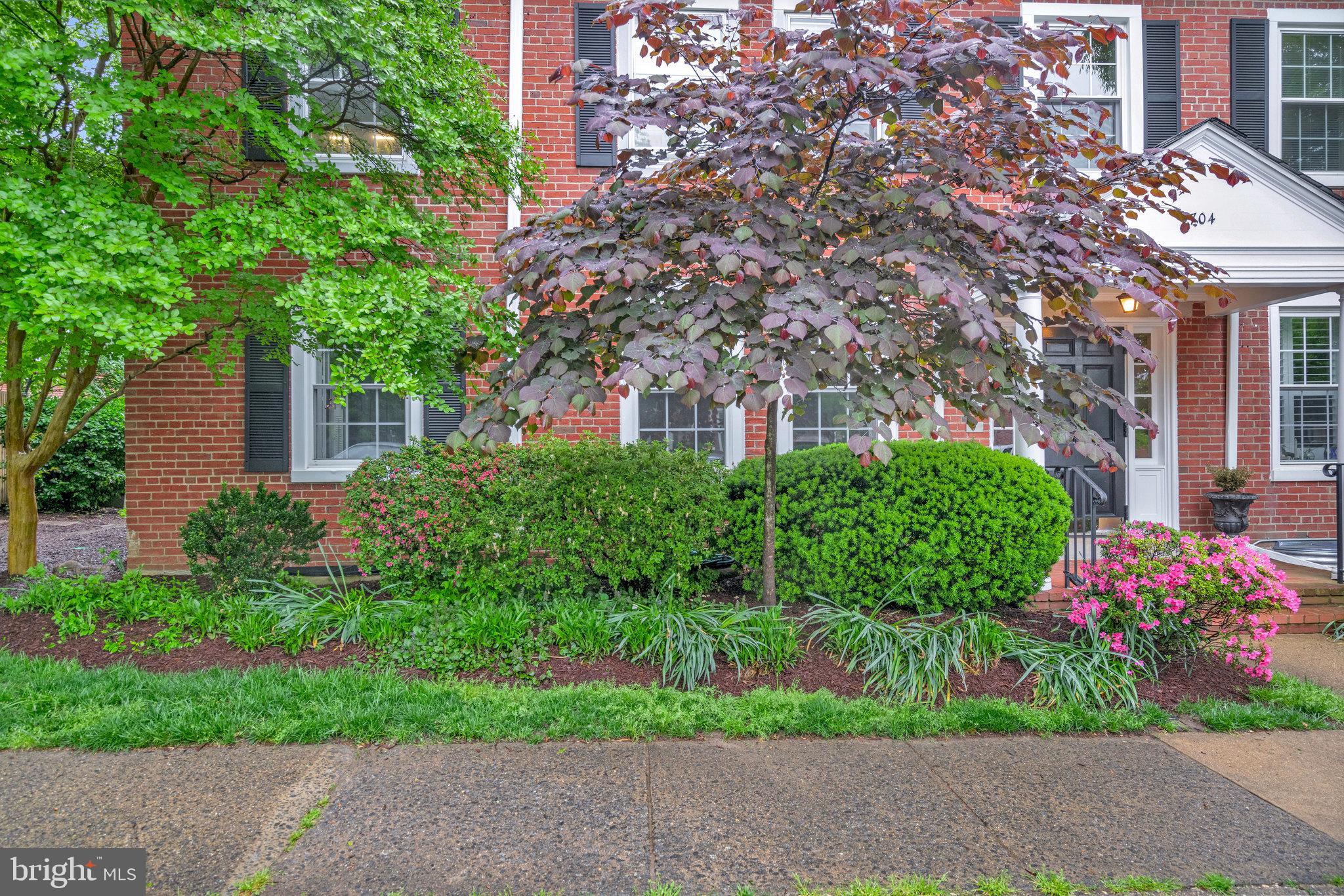 FAIRLINGTON VILLAGES - Residential