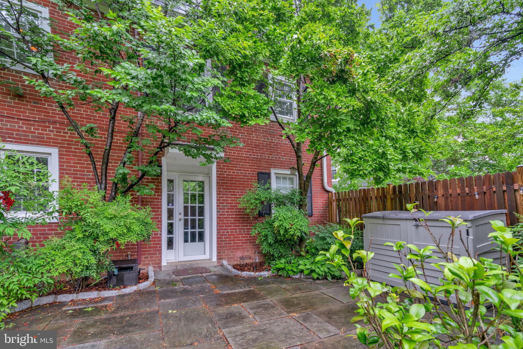 FAIRLINGTON VILLAGES - Residential