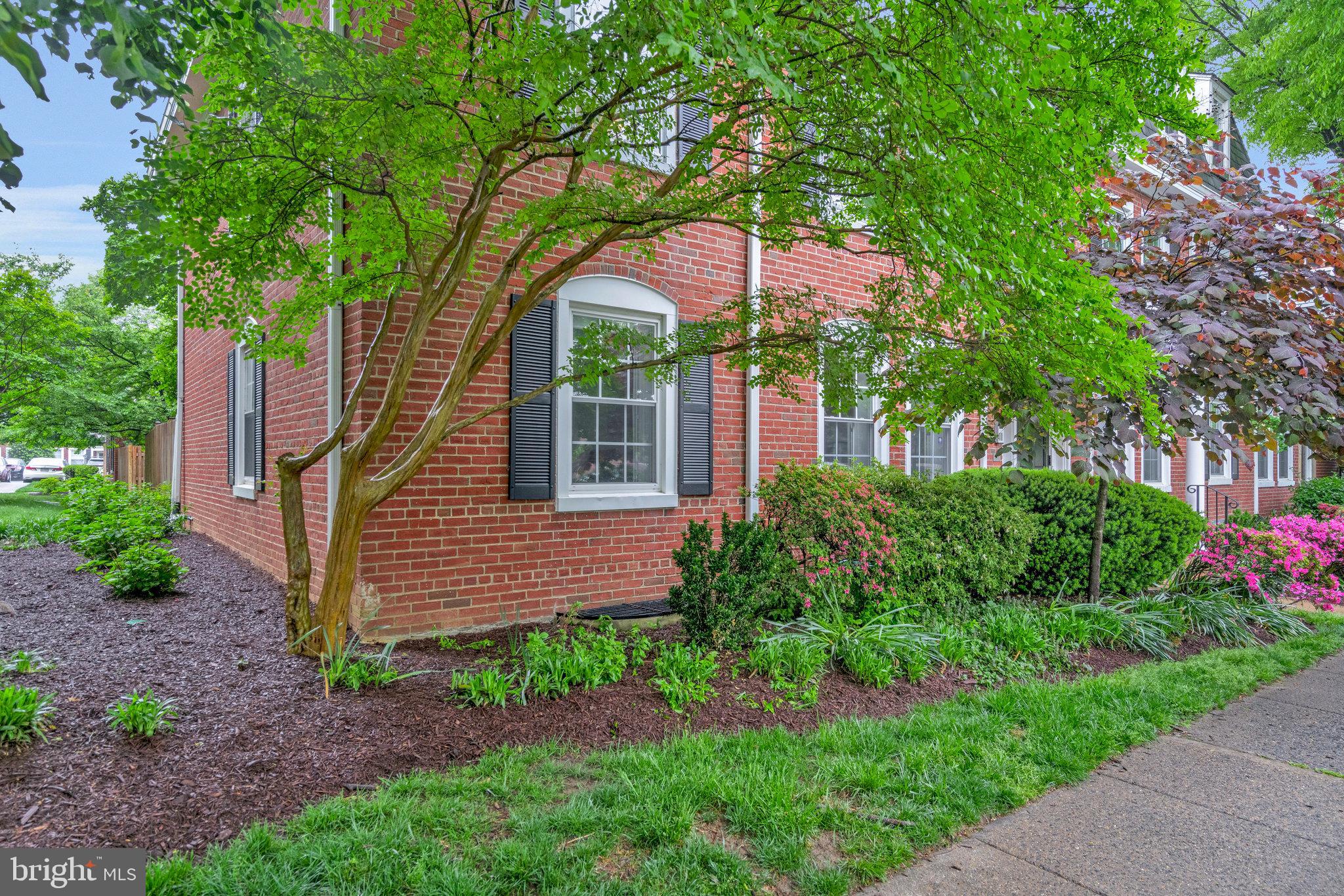 FAIRLINGTON VILLAGES - Residential