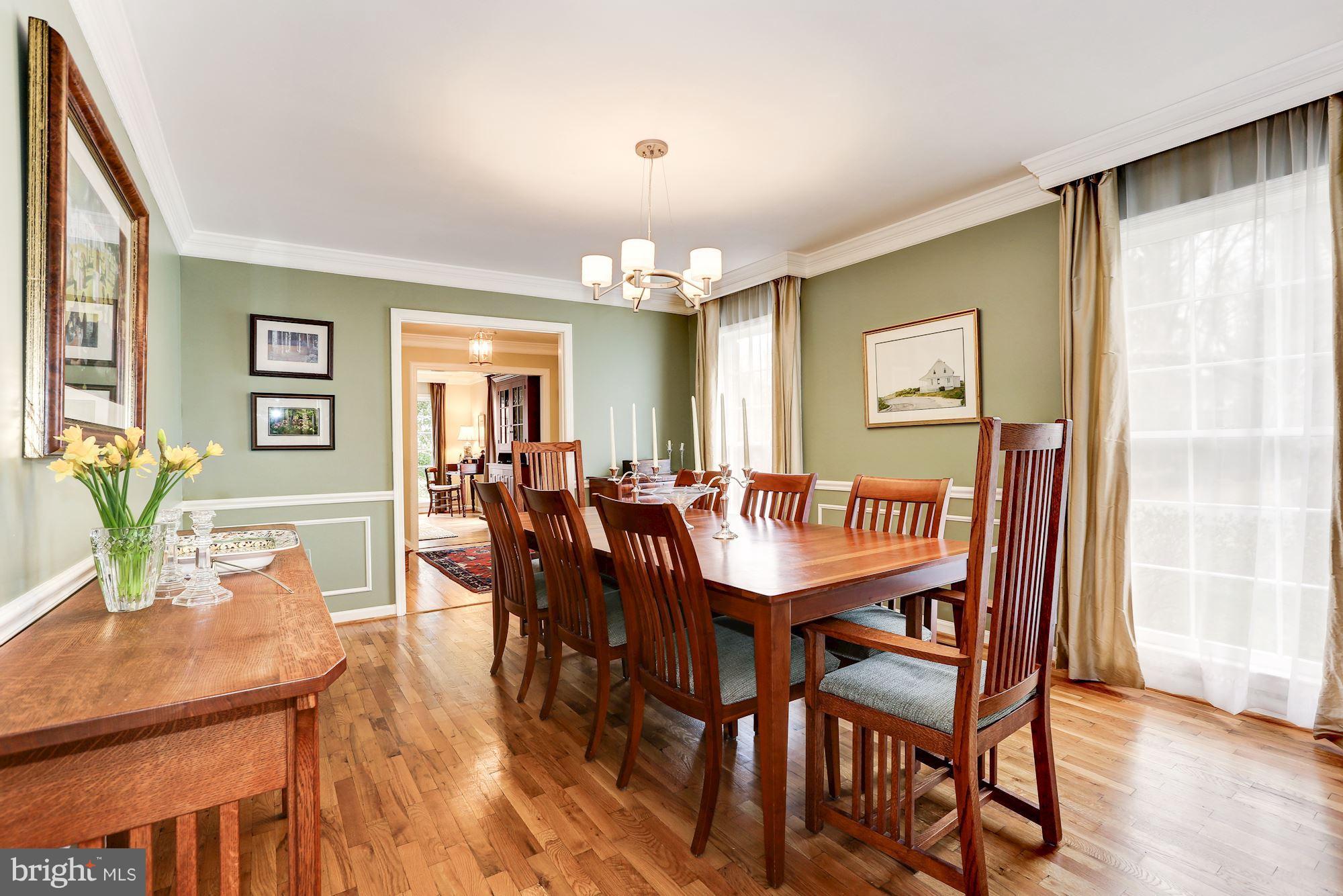 COUNTRY PLACE - Residential