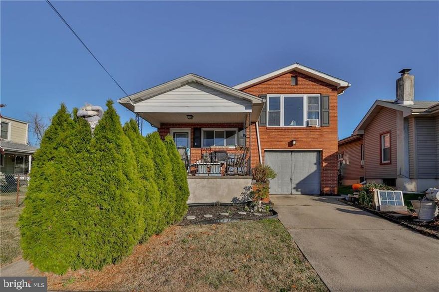 Charming ALL-Brick Split Level with Modern Features! Discover this spacious and well maintained 4 Bedroom, 1.5 Bathroom all-brick split level home, perfect for families or those seeking extra space. Featuring a gourmet kitchen equipped with top of the line appliances, this hone is a chef's dream! The inviting family room offers versatility and could easily be converted into a 4th Bedroom. Enjoy the fenced yard that's idea for outdoor activities or relaxation. Don't miss out on this nice move in ready home!