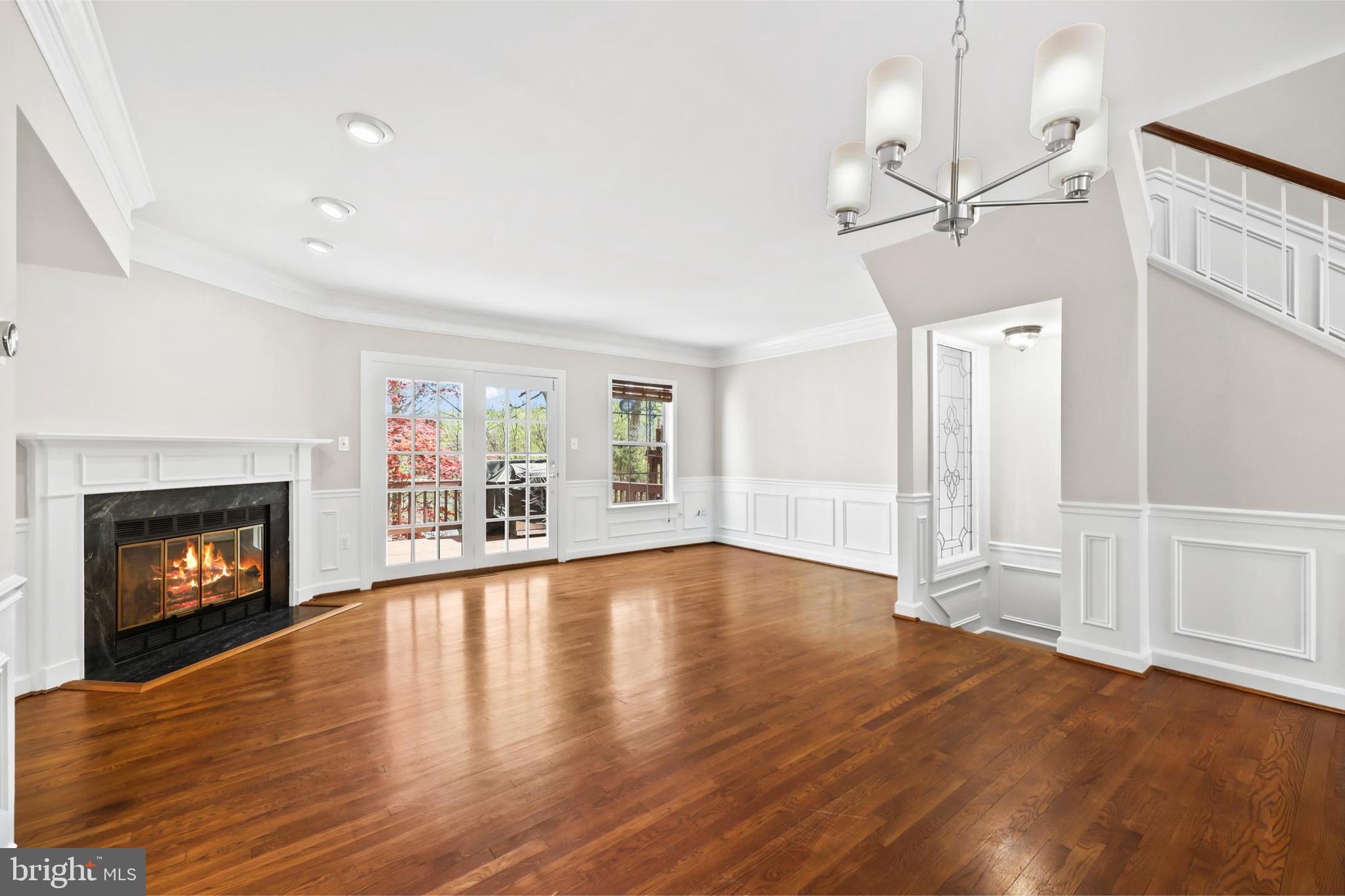 MONTCLAIR - Residential