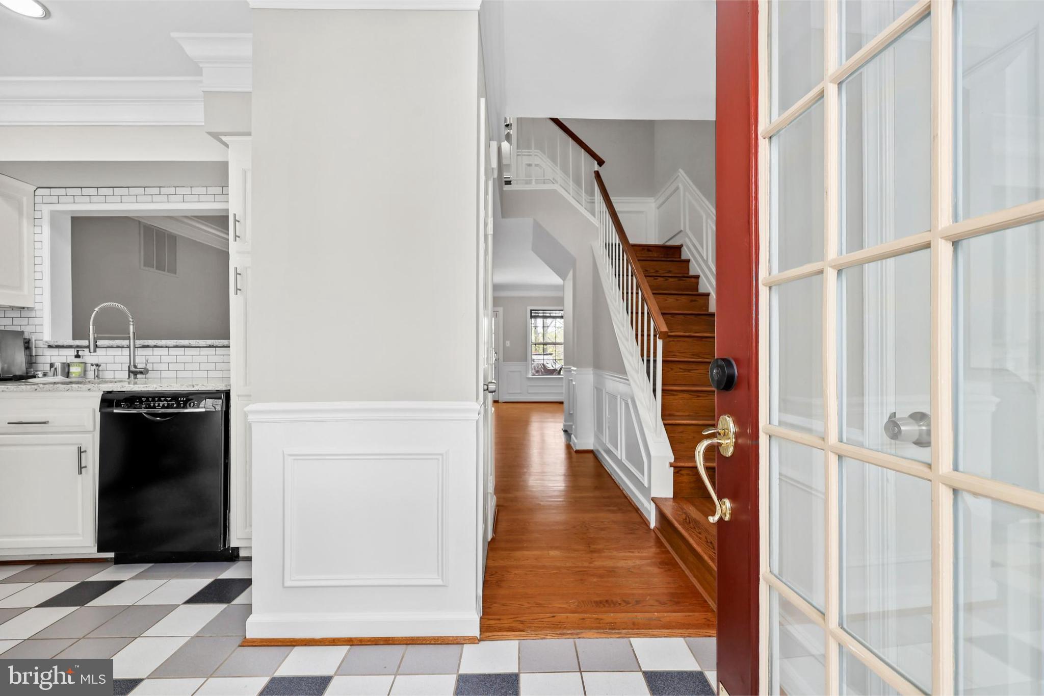 MONTCLAIR - Residential