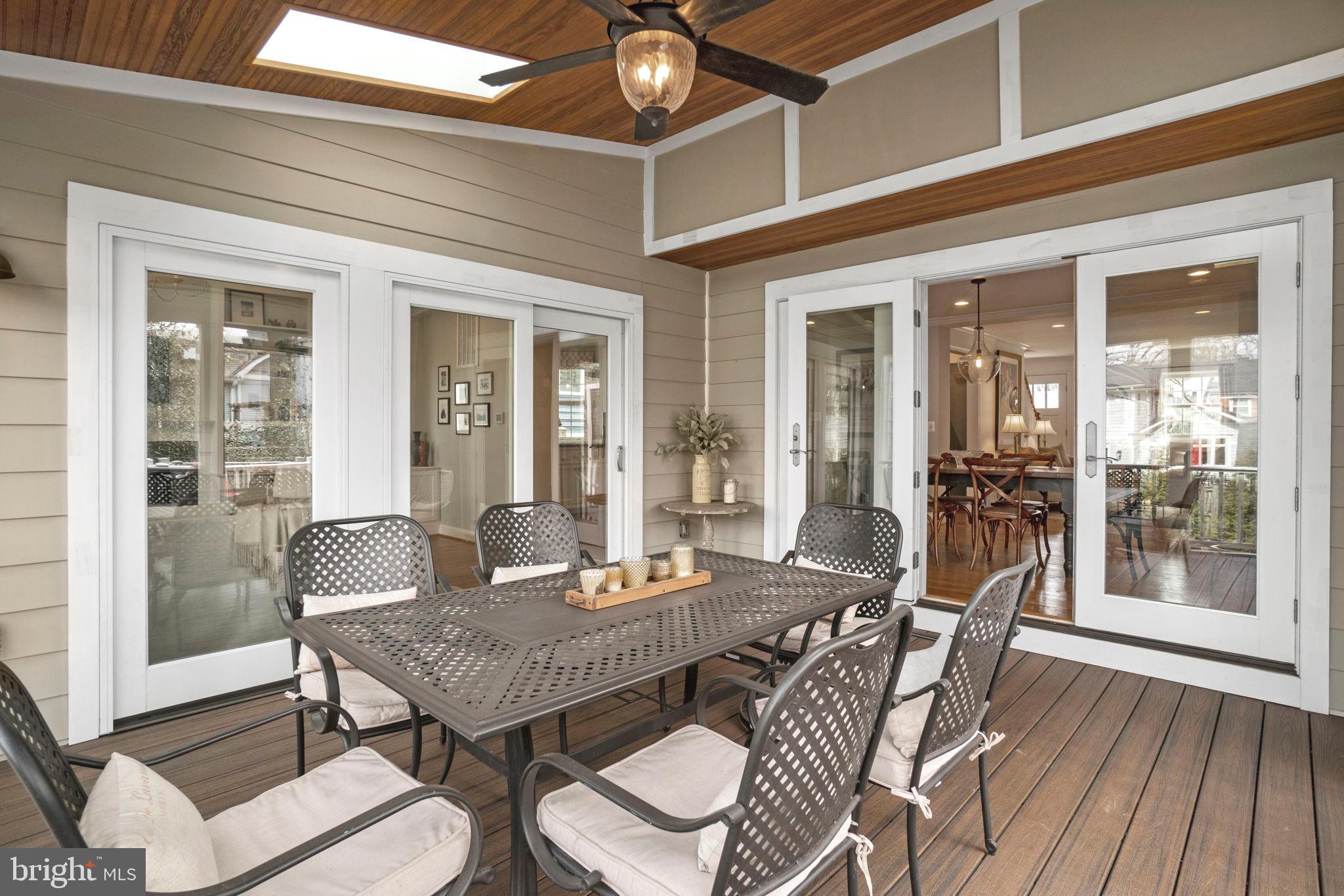 GREENWICH FOREST - Residential