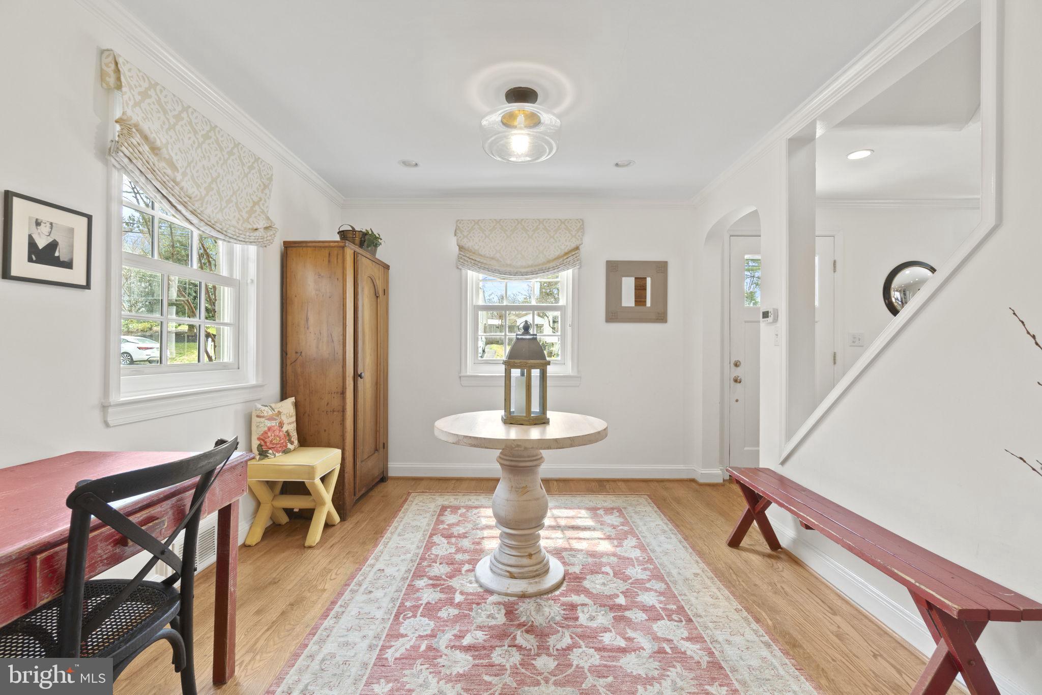 GREENWICH FOREST - Residential