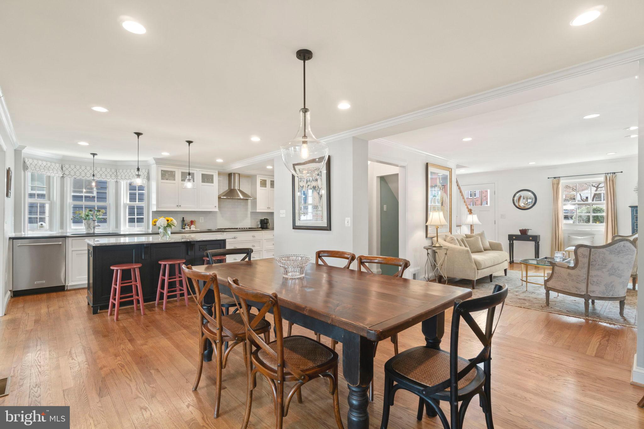 GREENWICH FOREST - Residential