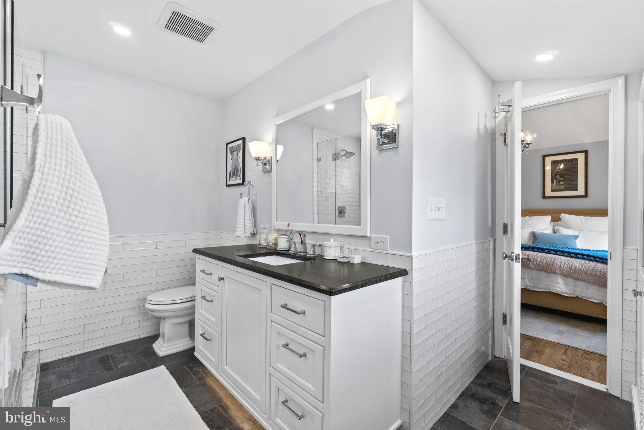 GREENWICH FOREST - Residential