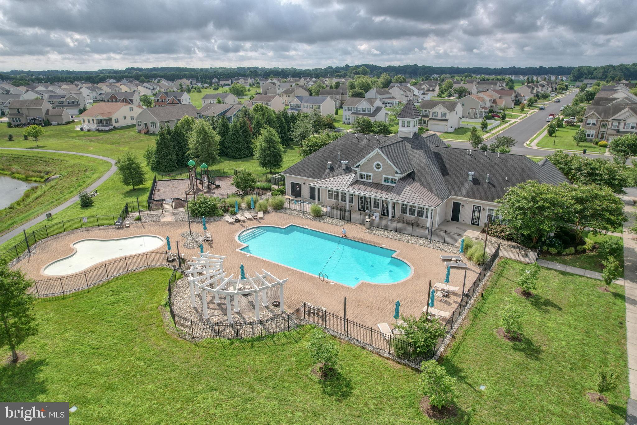 CHESTNUT RIDGE - Residential