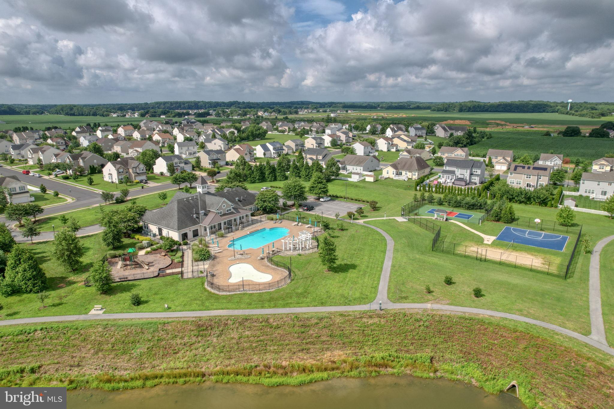 CHESTNUT RIDGE - Residential