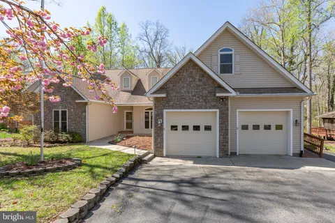 108 Monroe Street, Locust Grove, VA MLS: VAOR2009364