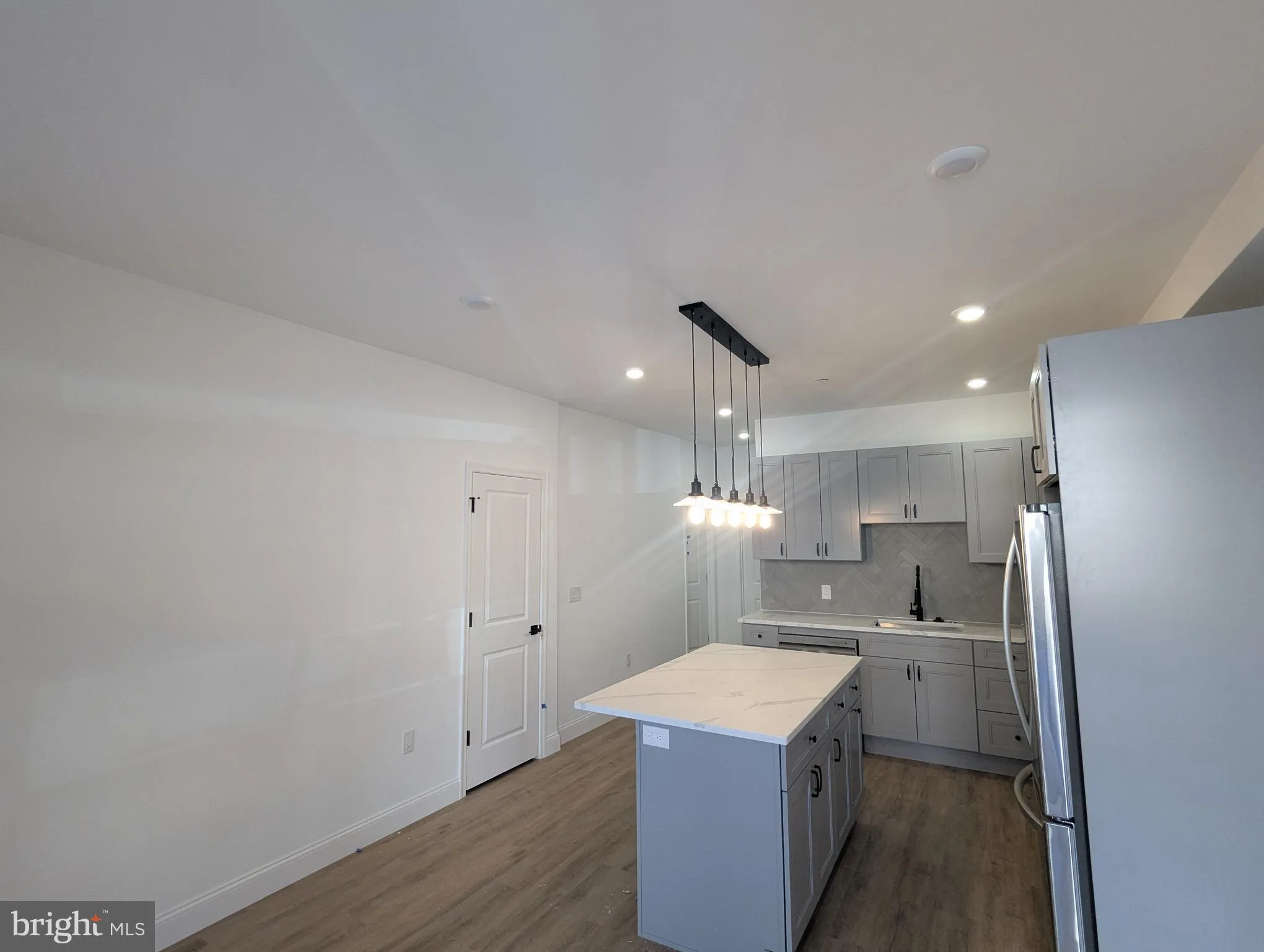 Philadelphia, Pennsylvania 19130, United States, 1 Bedroom Bedrooms, ,1 BathroomBathrooms,Residential,Pending,85244